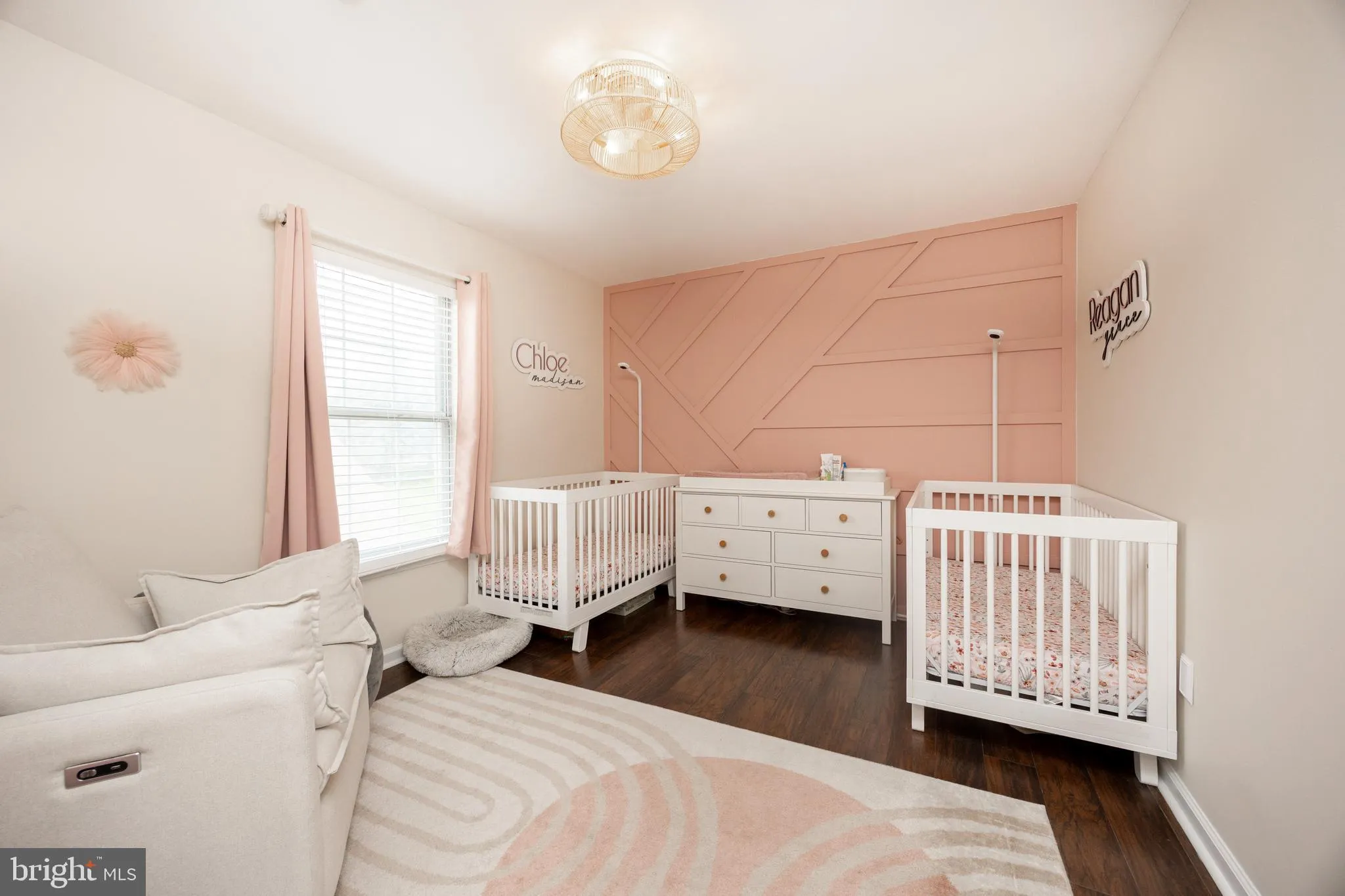 Phoenixville, Pennsylvania 19460, United States, 2 Bedrooms Bedrooms, ,2 BathroomsBathrooms,Residential,Coming Soon,177198