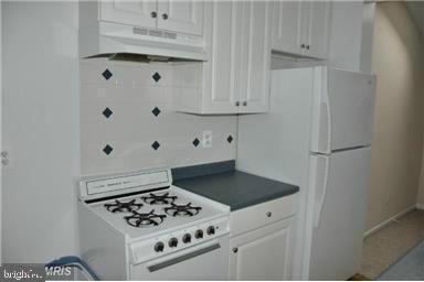 MONROE - Residential Lease