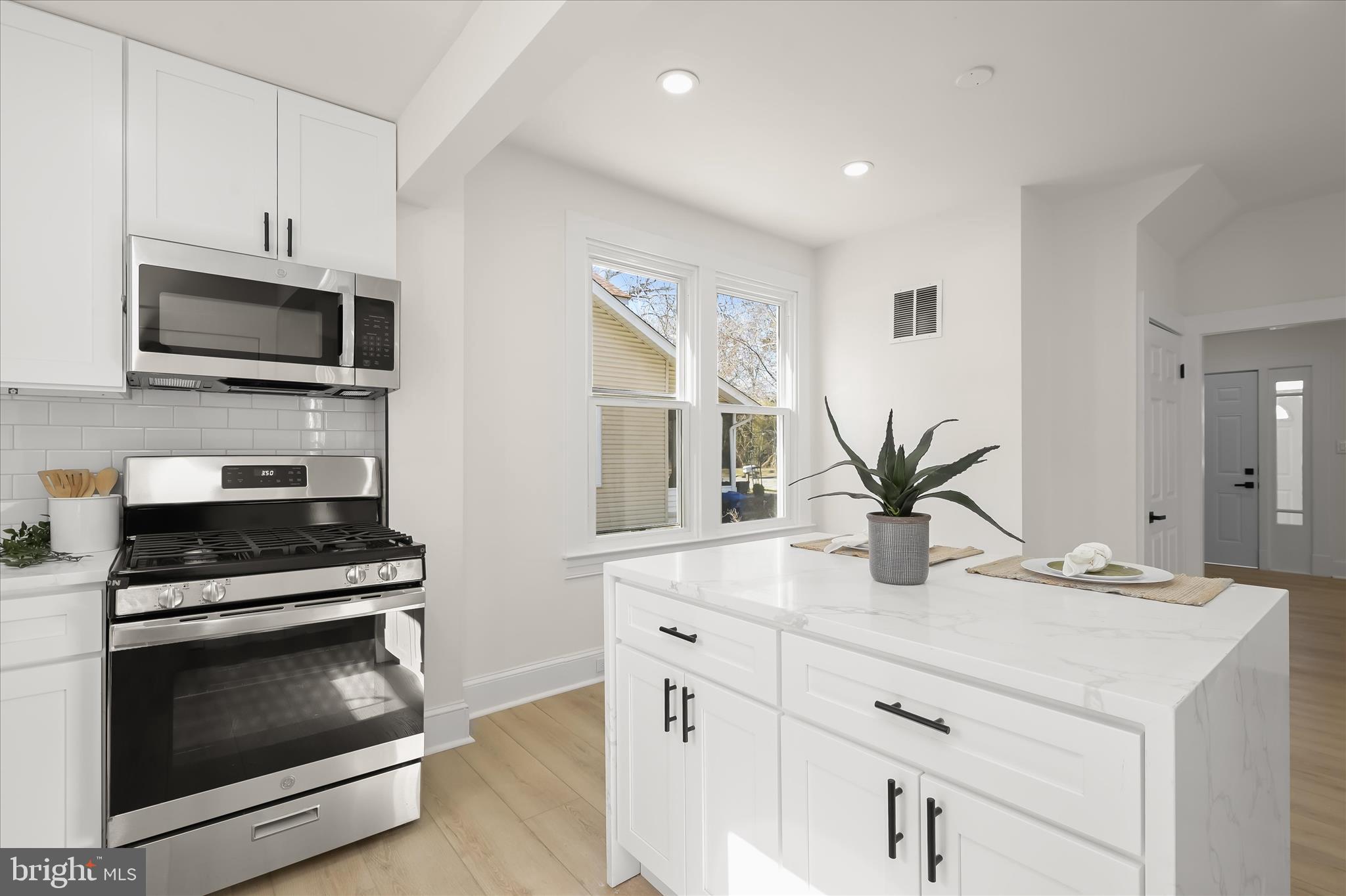 ELM RIDGE - Residential