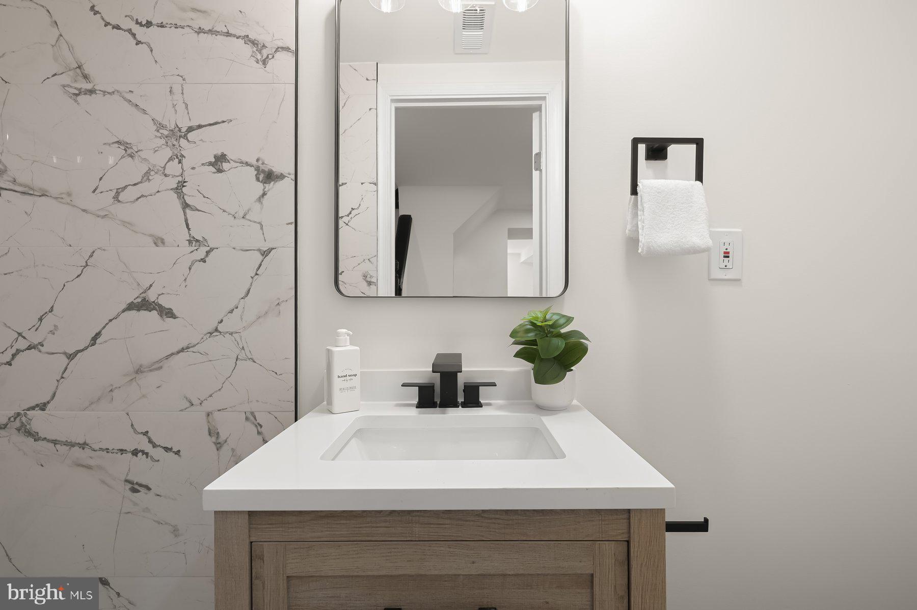 ELM RIDGE - Residential