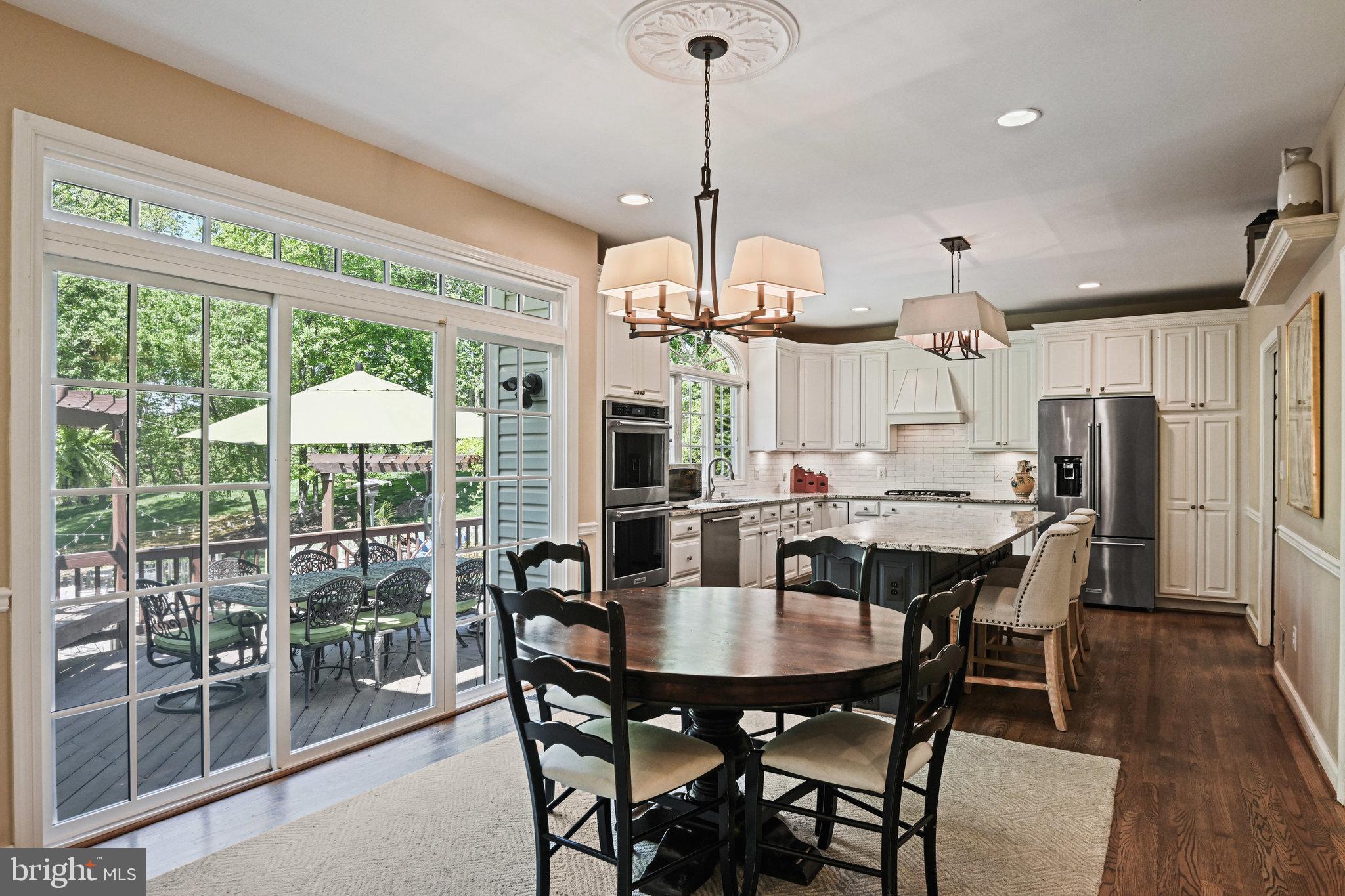 HUNTERBROOKE - Residential