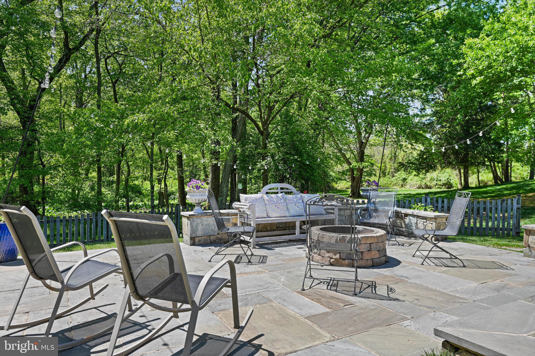 HUNTERBROOKE - Residential