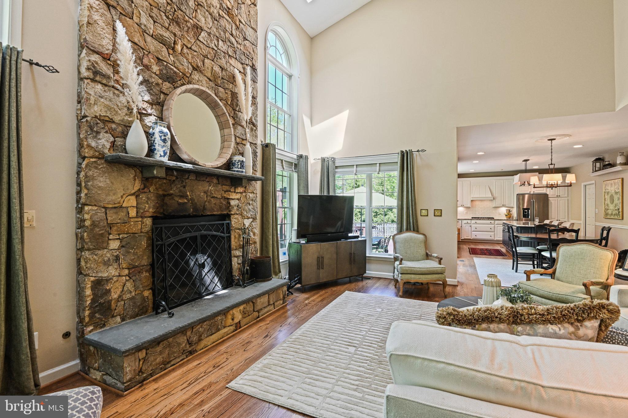 HUNTERBROOKE - Residential