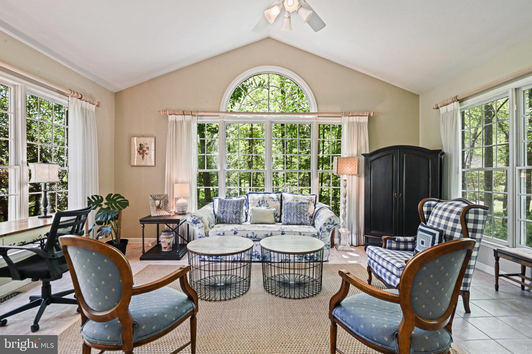 HUNTERBROOKE - Residential