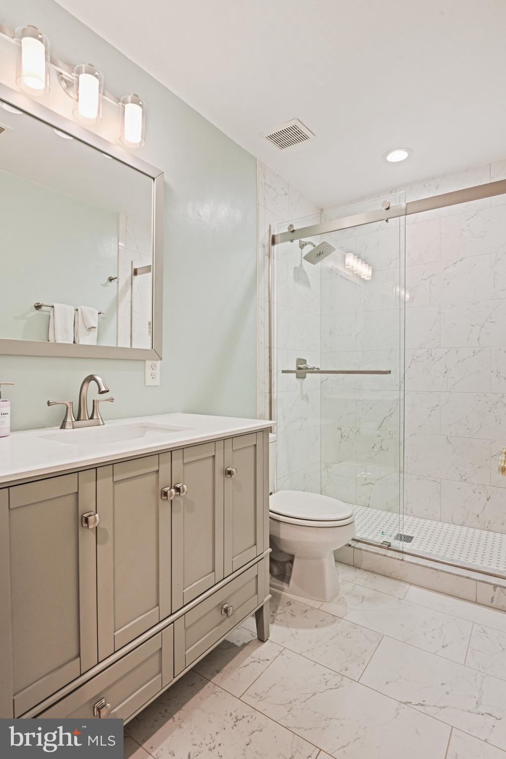 HUNTERBROOKE - Residential