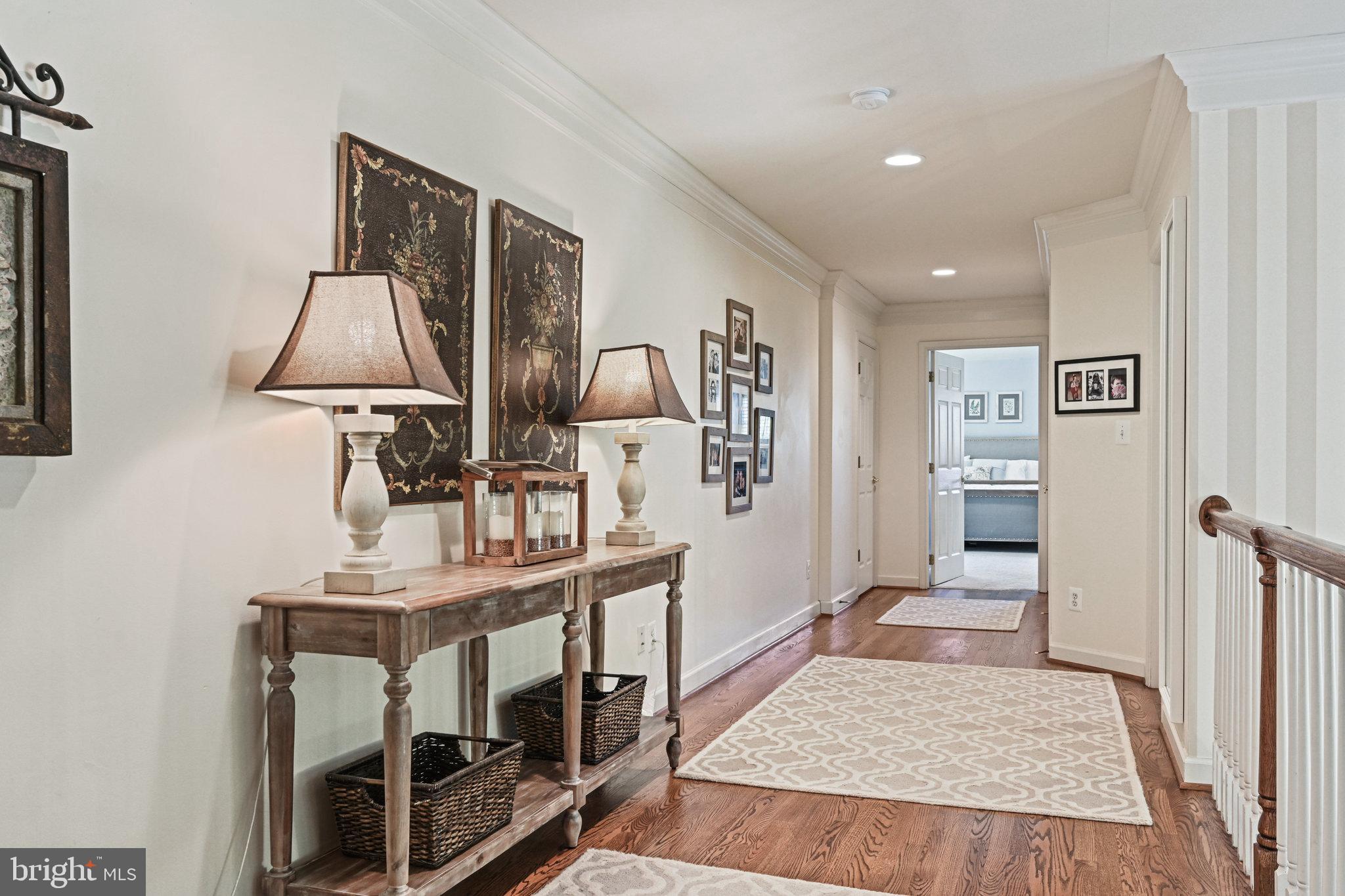 HUNTERBROOKE - Residential