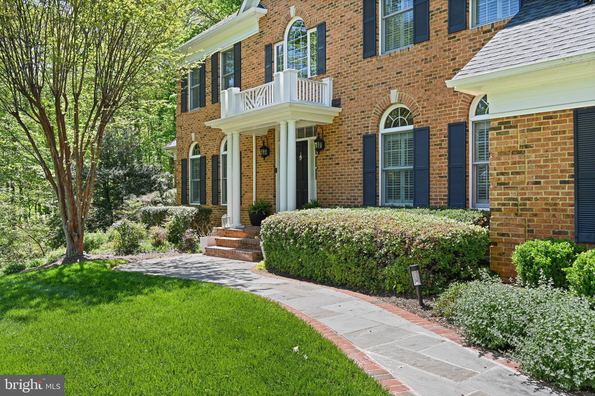 HUNTERBROOKE - Residential