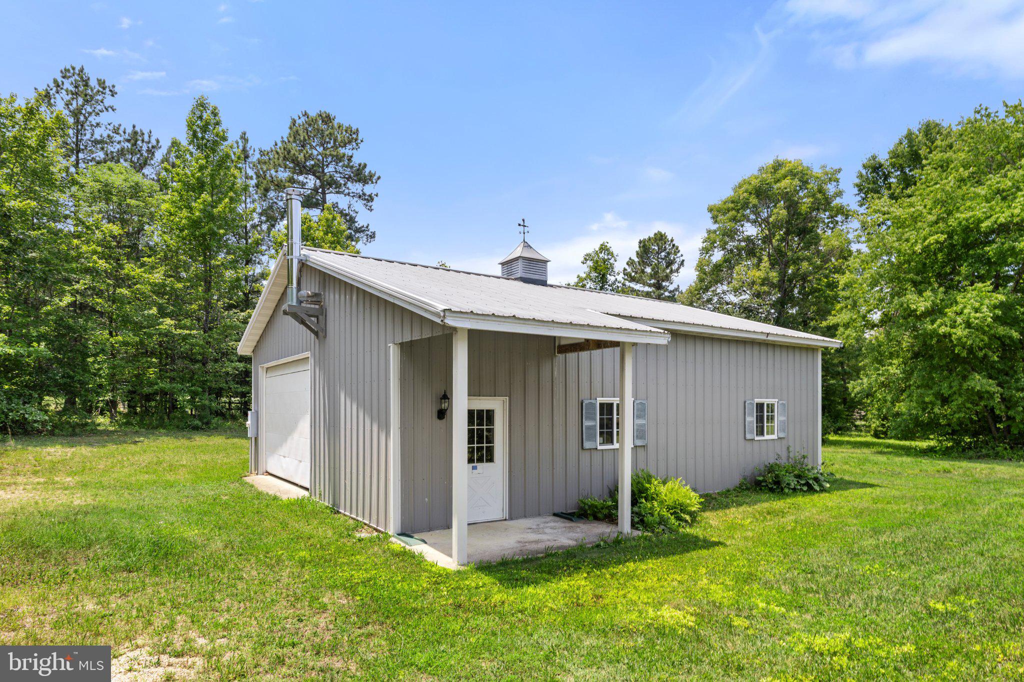 15412 BEAVER DEN LANE