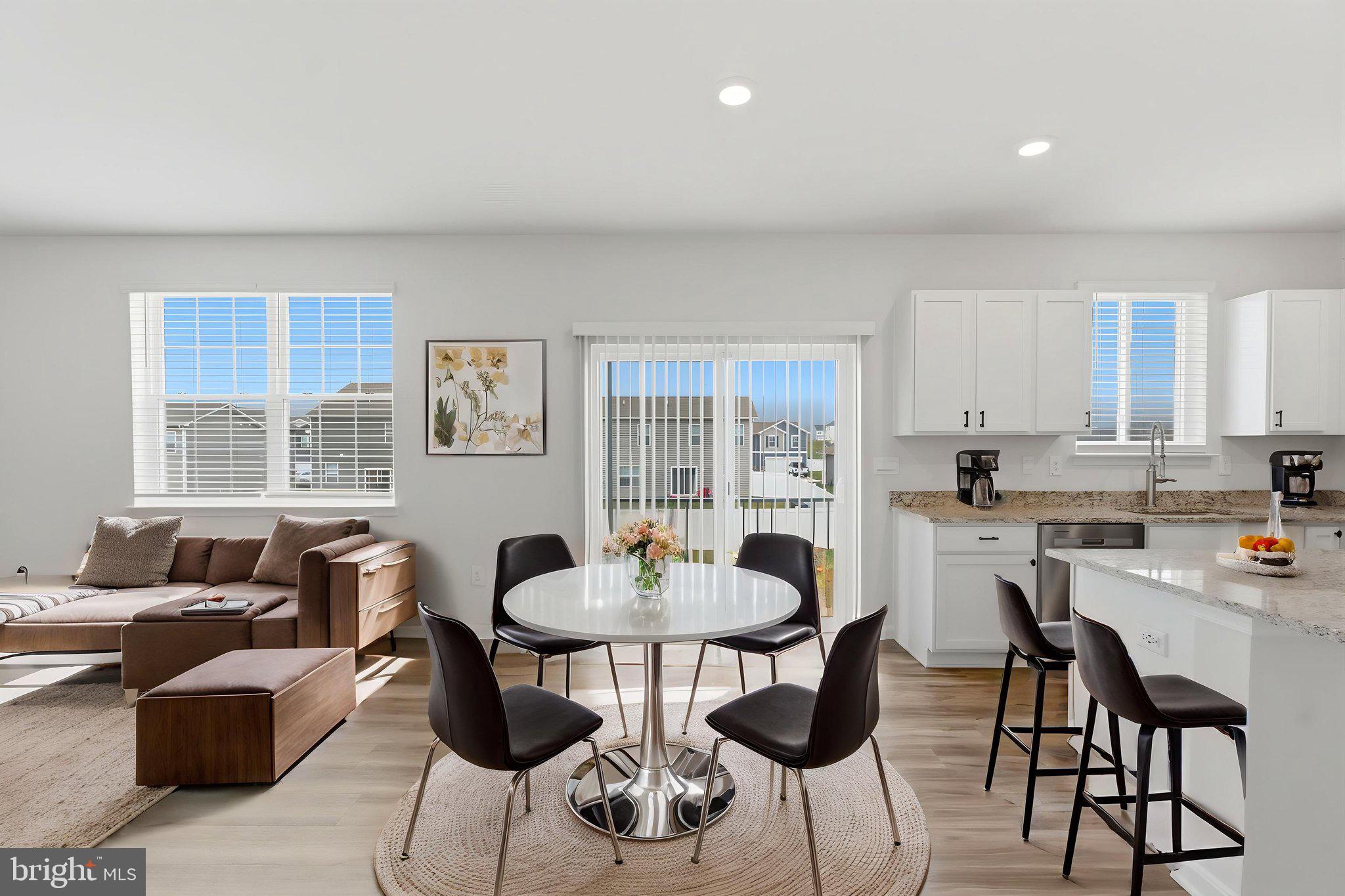 RED HILL - Residential