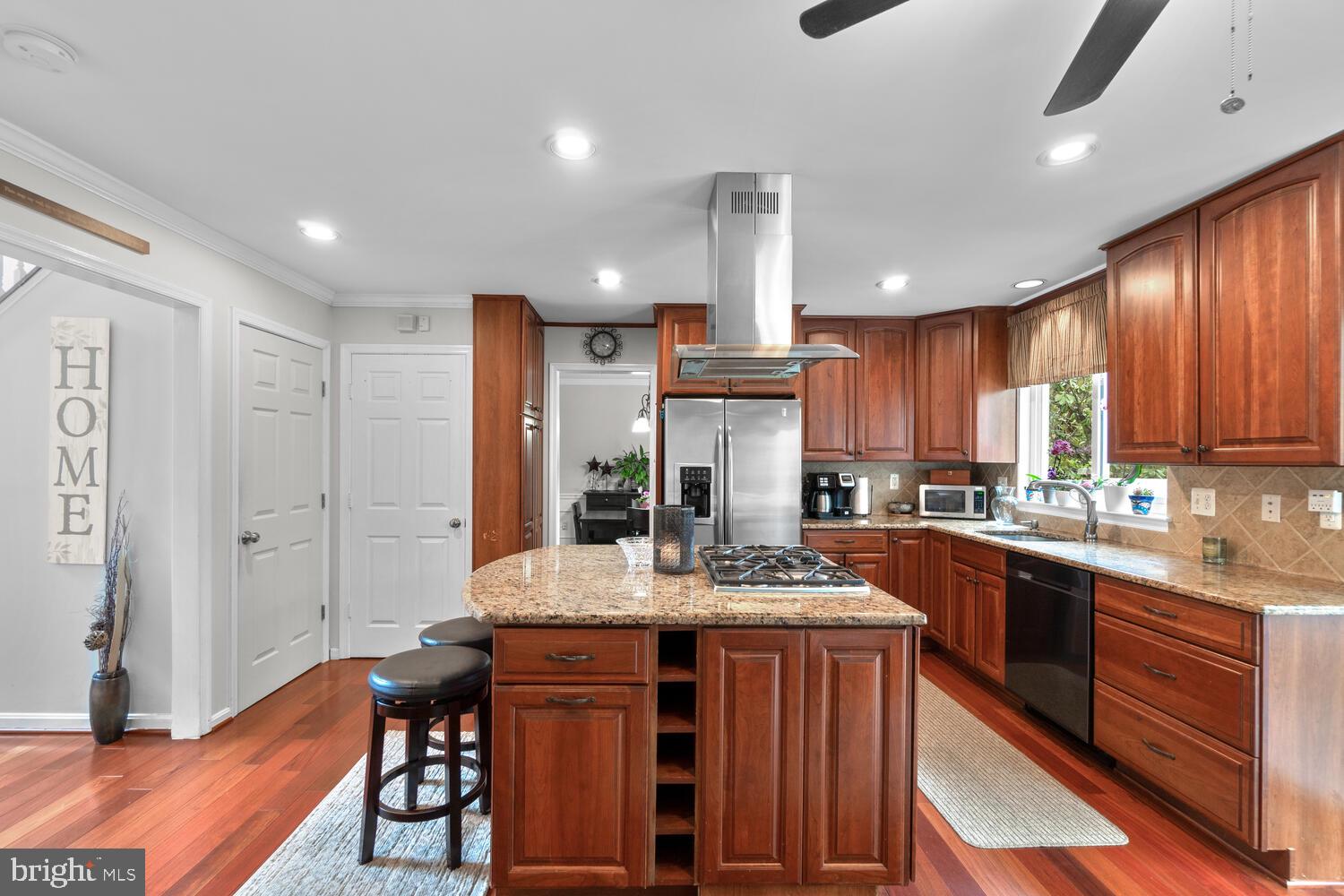 CHRISTIE ESTATES - Residential