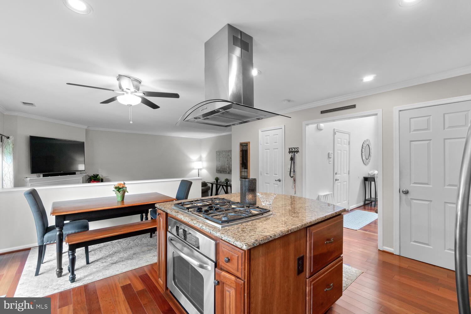 CHRISTIE ESTATES - Residential