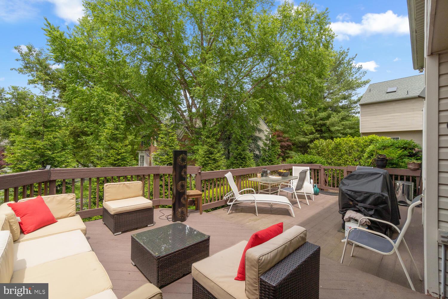 CHRISTIE ESTATES - Residential