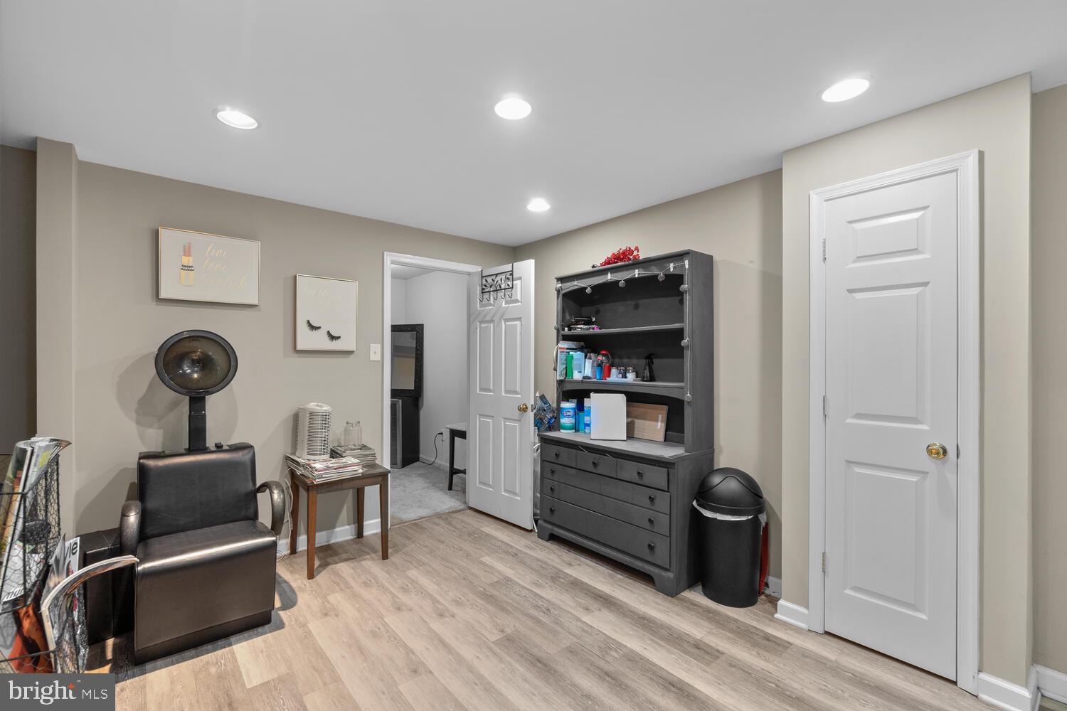 CHRISTIE ESTATES - Residential