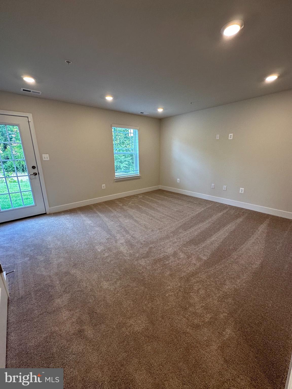 PATAPSCO GLEN - Residential Lease