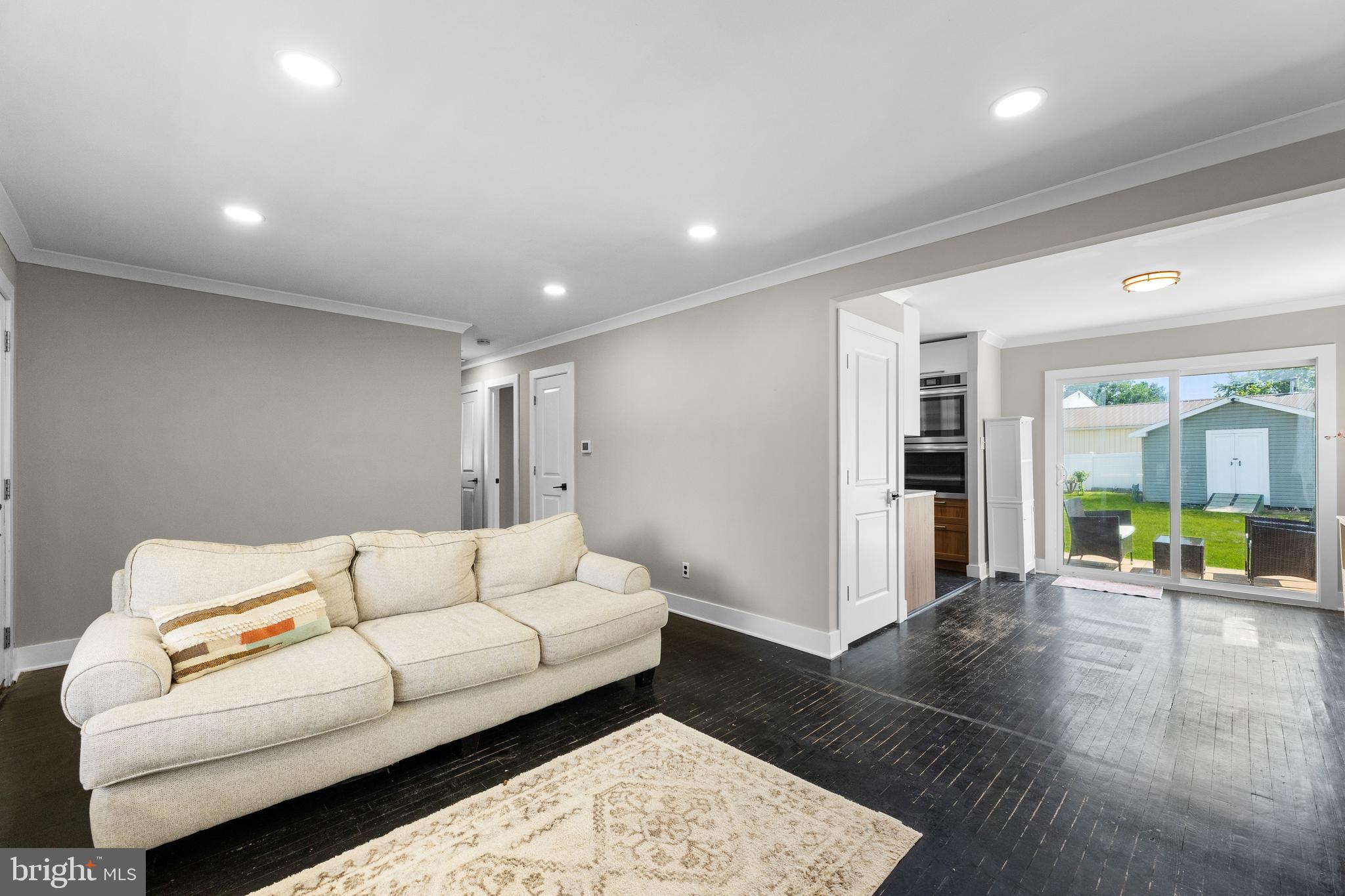 319 JUNIATA AVENUE