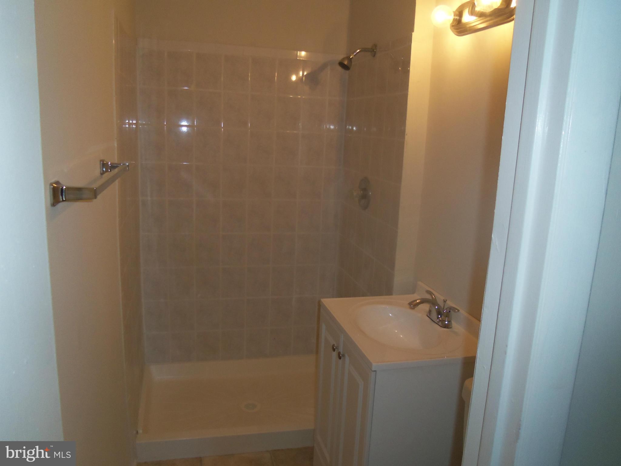 HARPERS CHOICE - Residential Lease