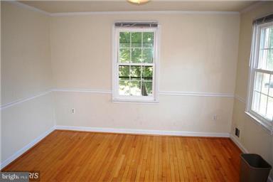 GREENWICH HILL - Residential Lease