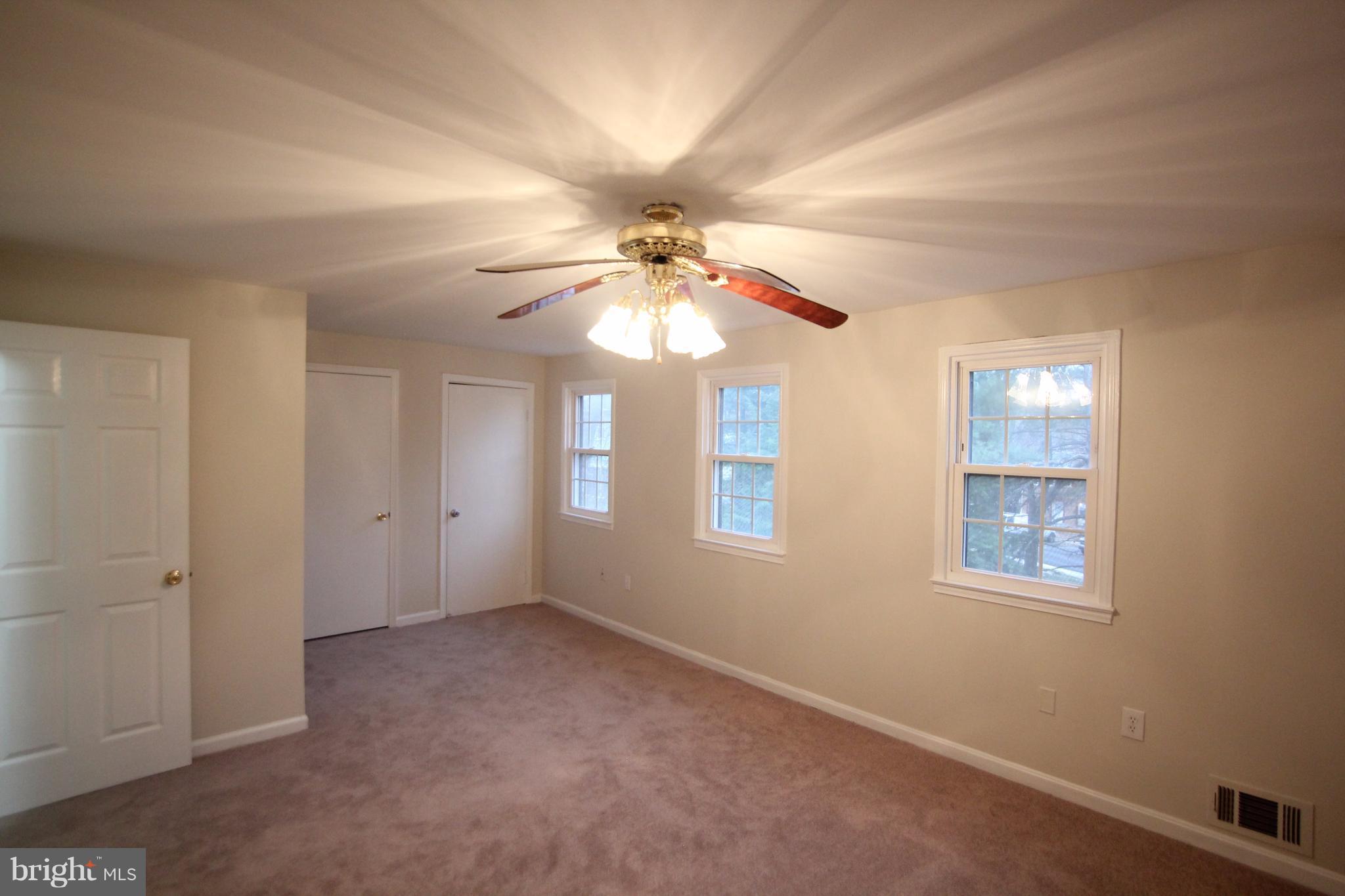 GREENWICH HILL - Residential Lease