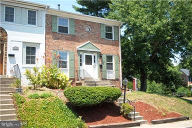 GREENWICH HILL - Residential Lease