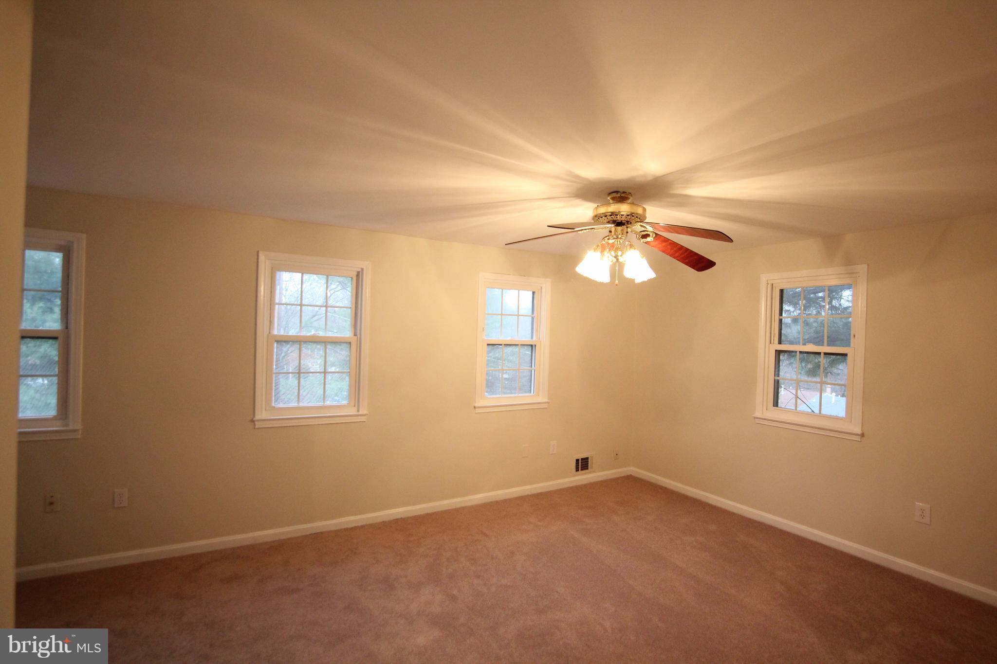 GREENWICH HILL - Residential Lease