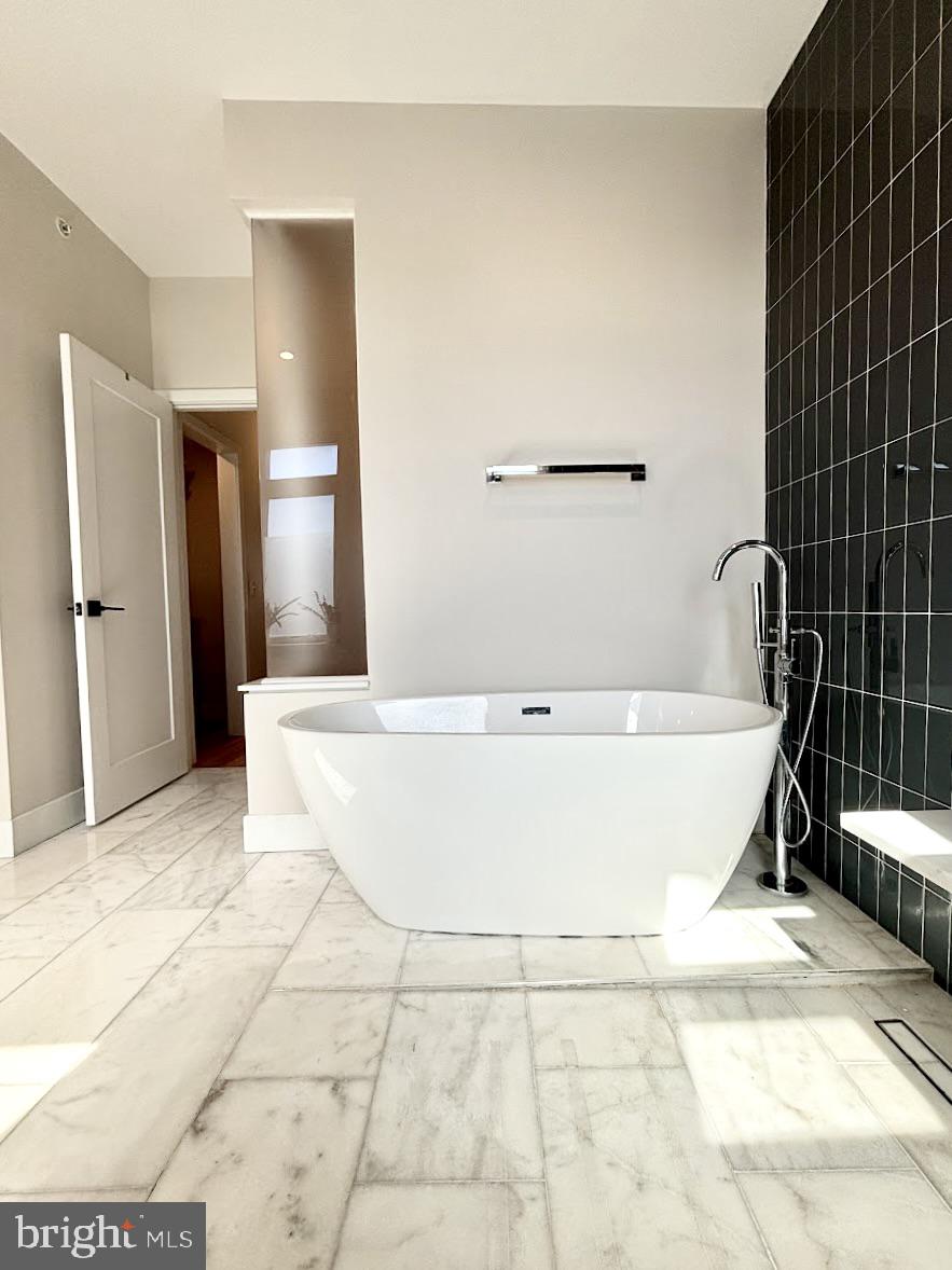 GRADUATE HOSPITAL - Residential