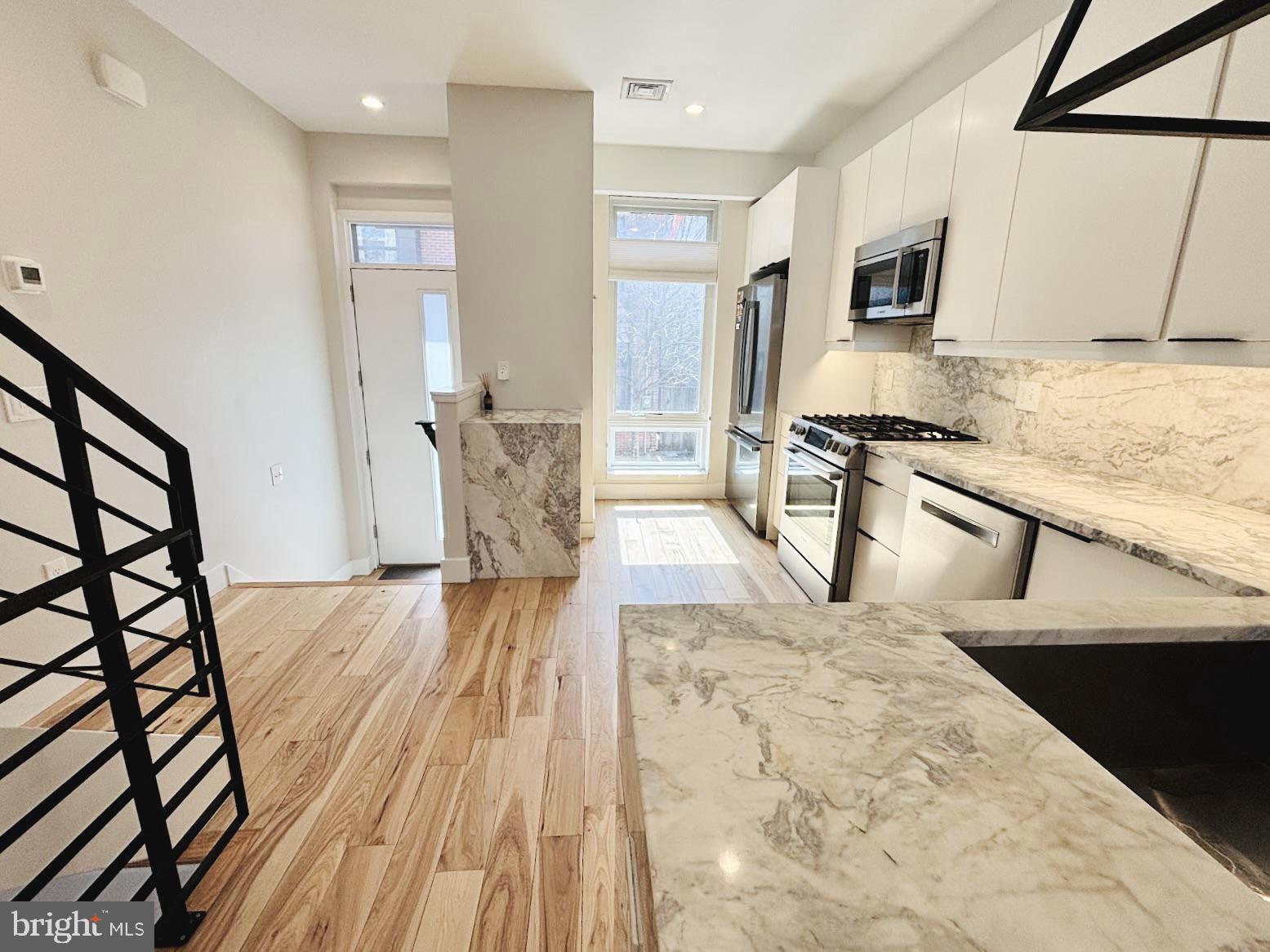 GRADUATE HOSPITAL - Residential