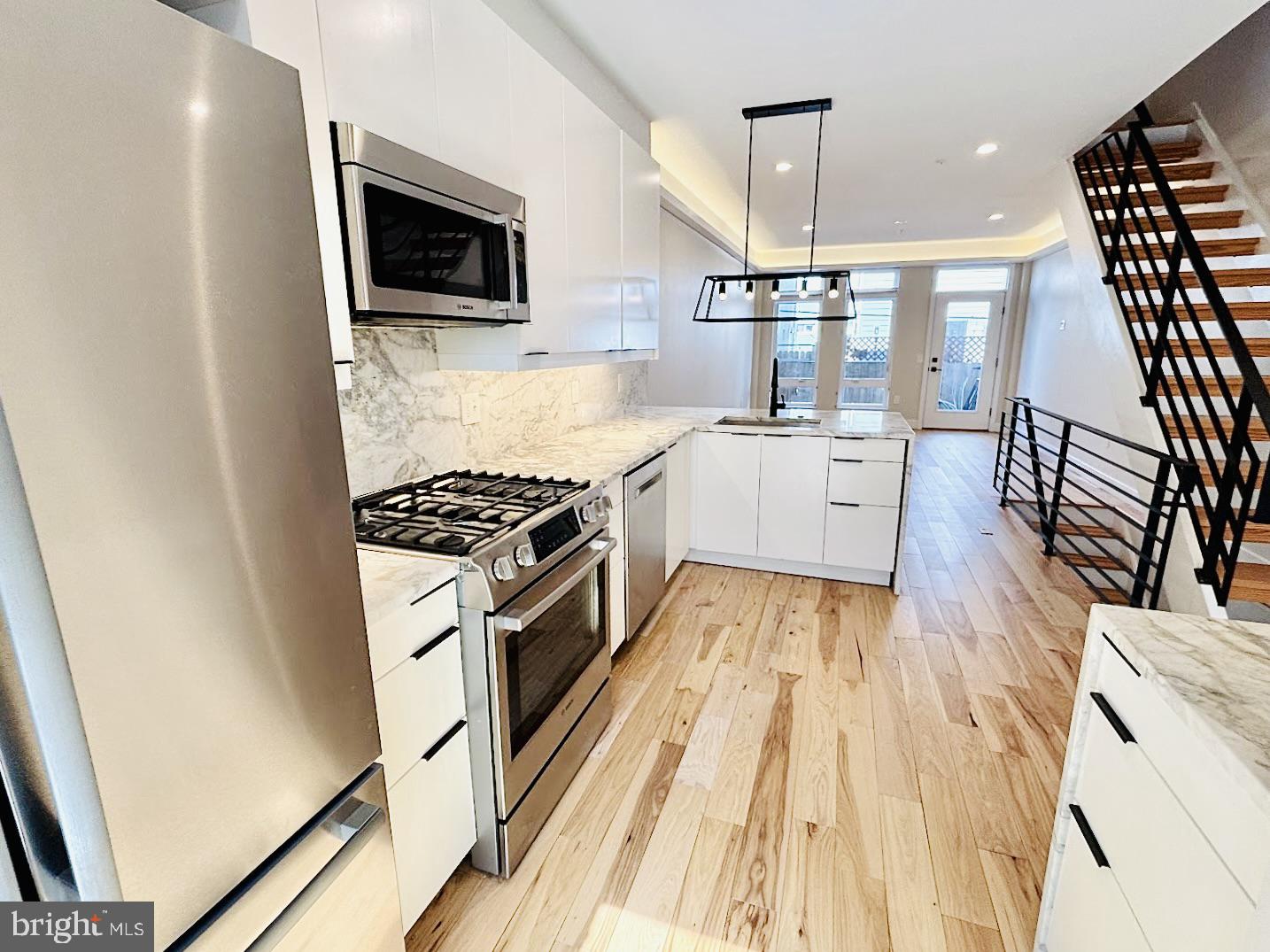 GRADUATE HOSPITAL - Residential