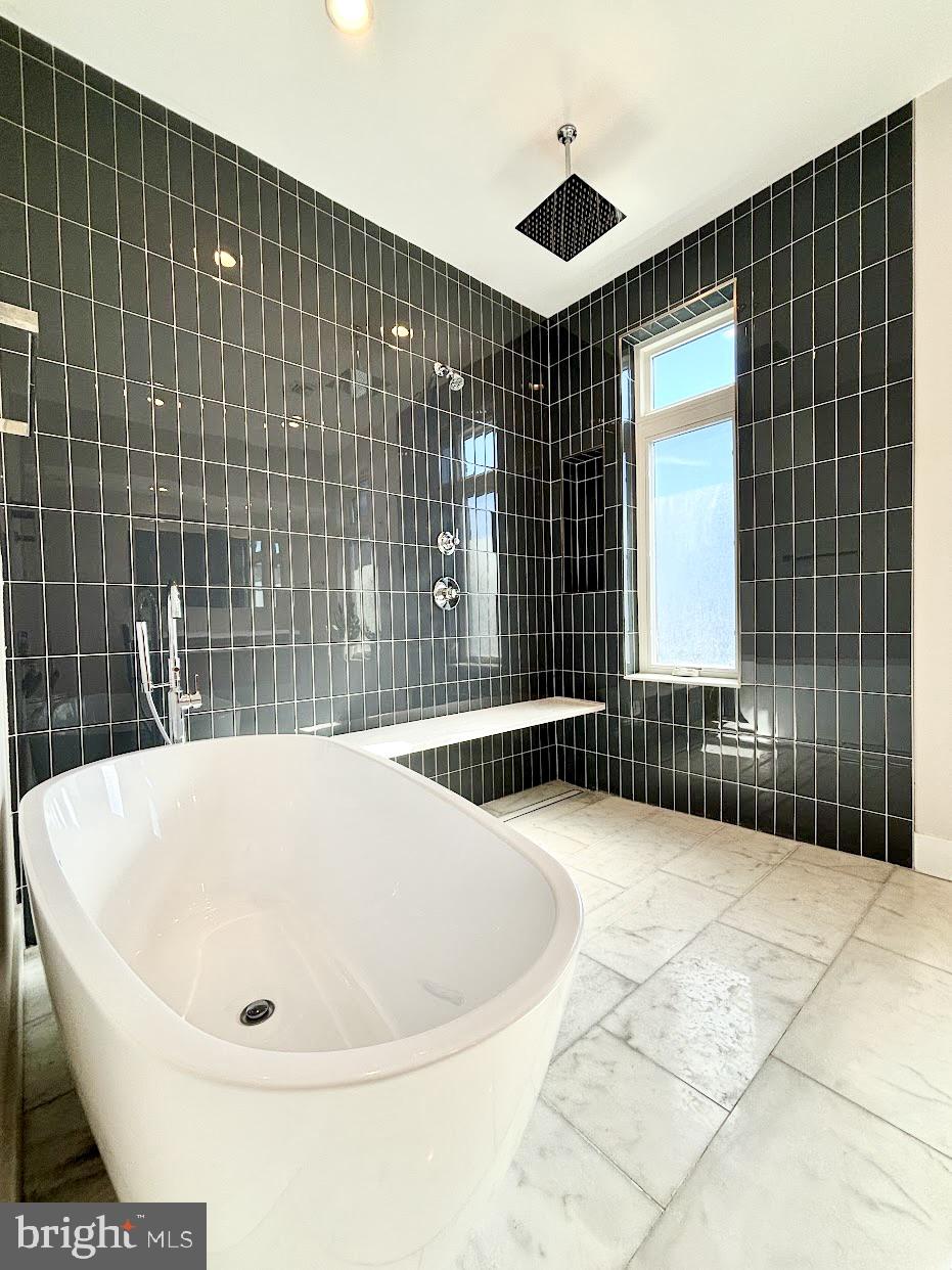 GRADUATE HOSPITAL - Residential