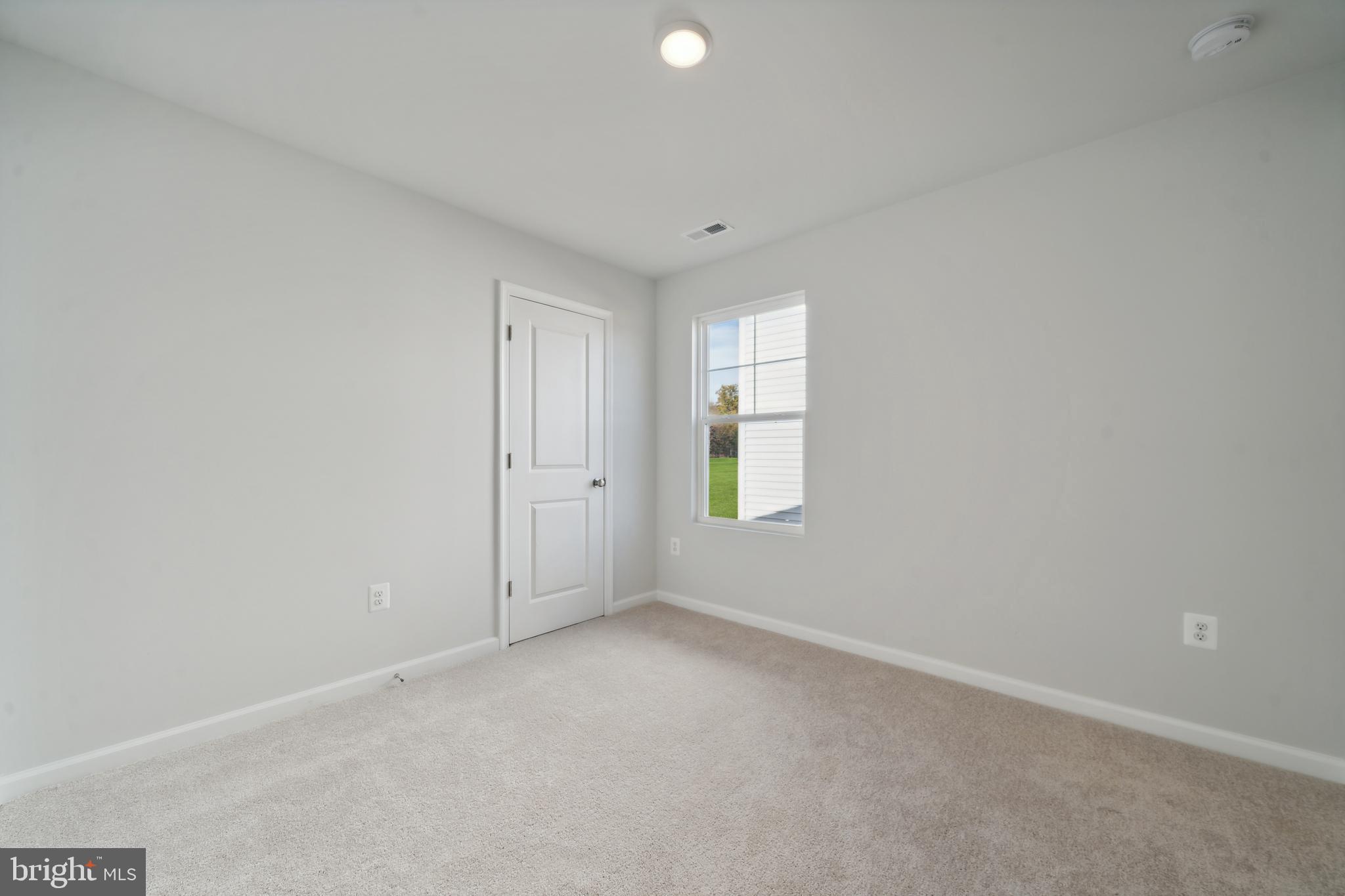 39 HOLLY ROAD
