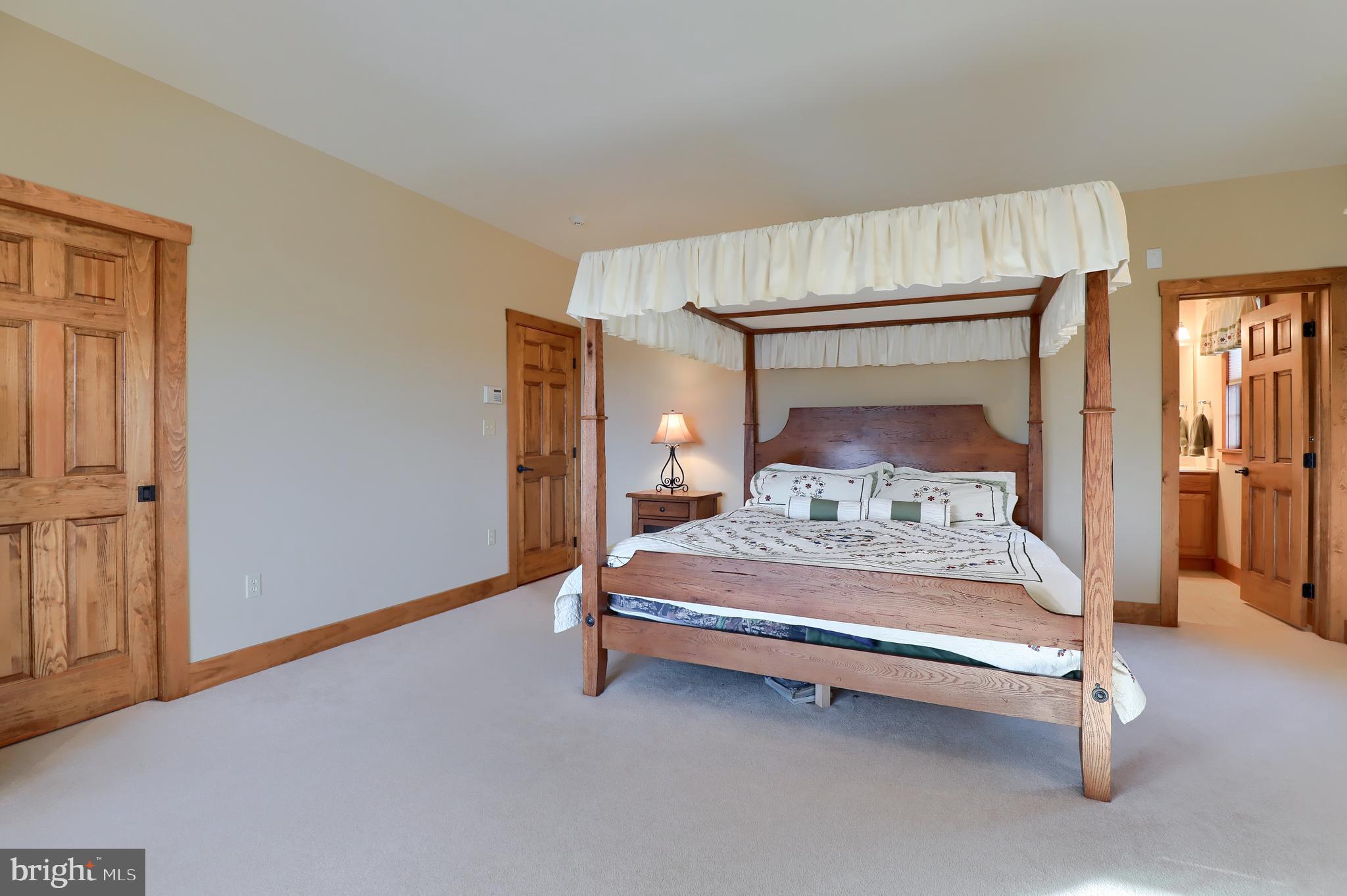 WOODS OF ROUNDTOP - Residential