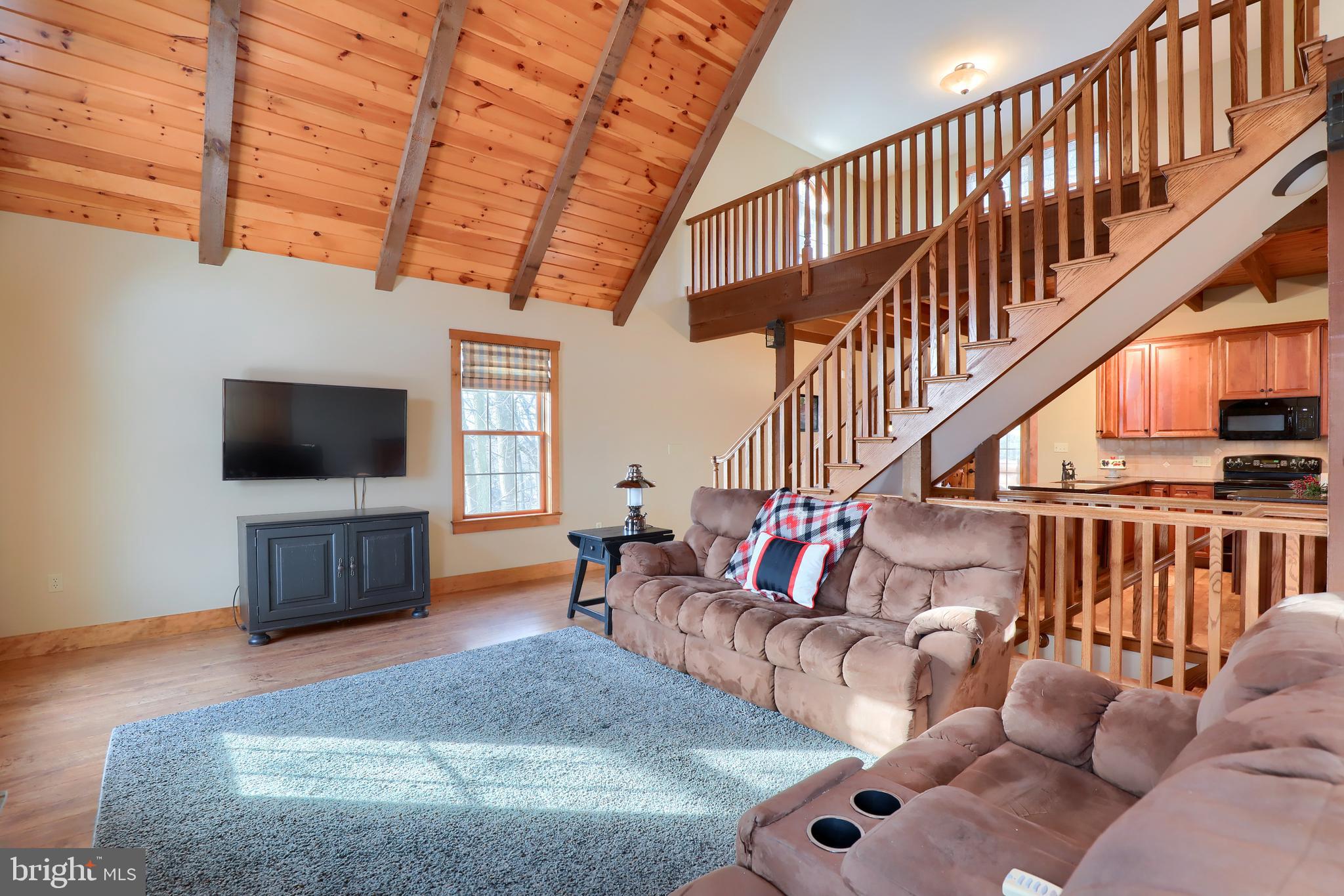 WOODS OF ROUNDTOP - Residential