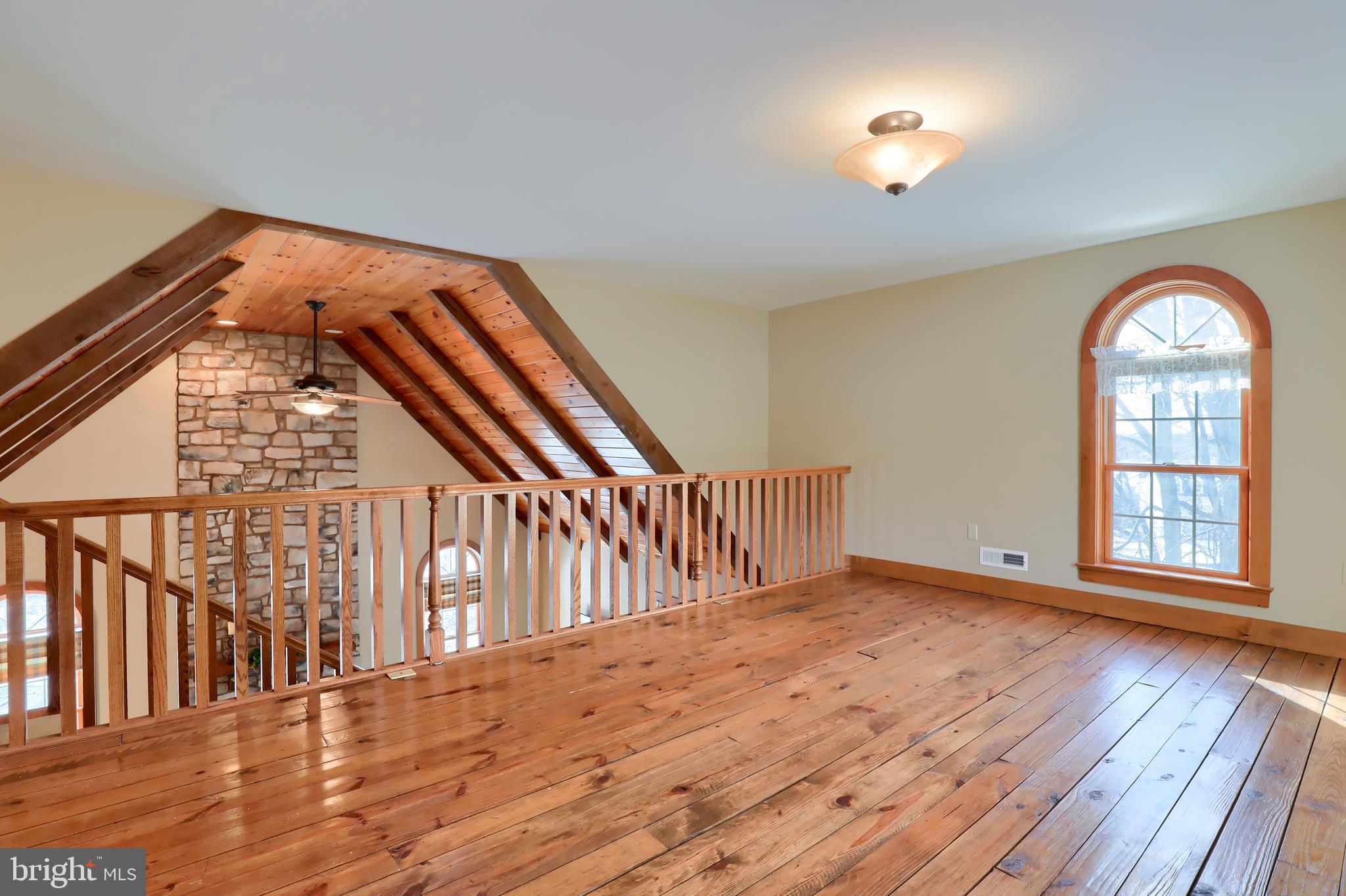 WOODS OF ROUNDTOP - Residential