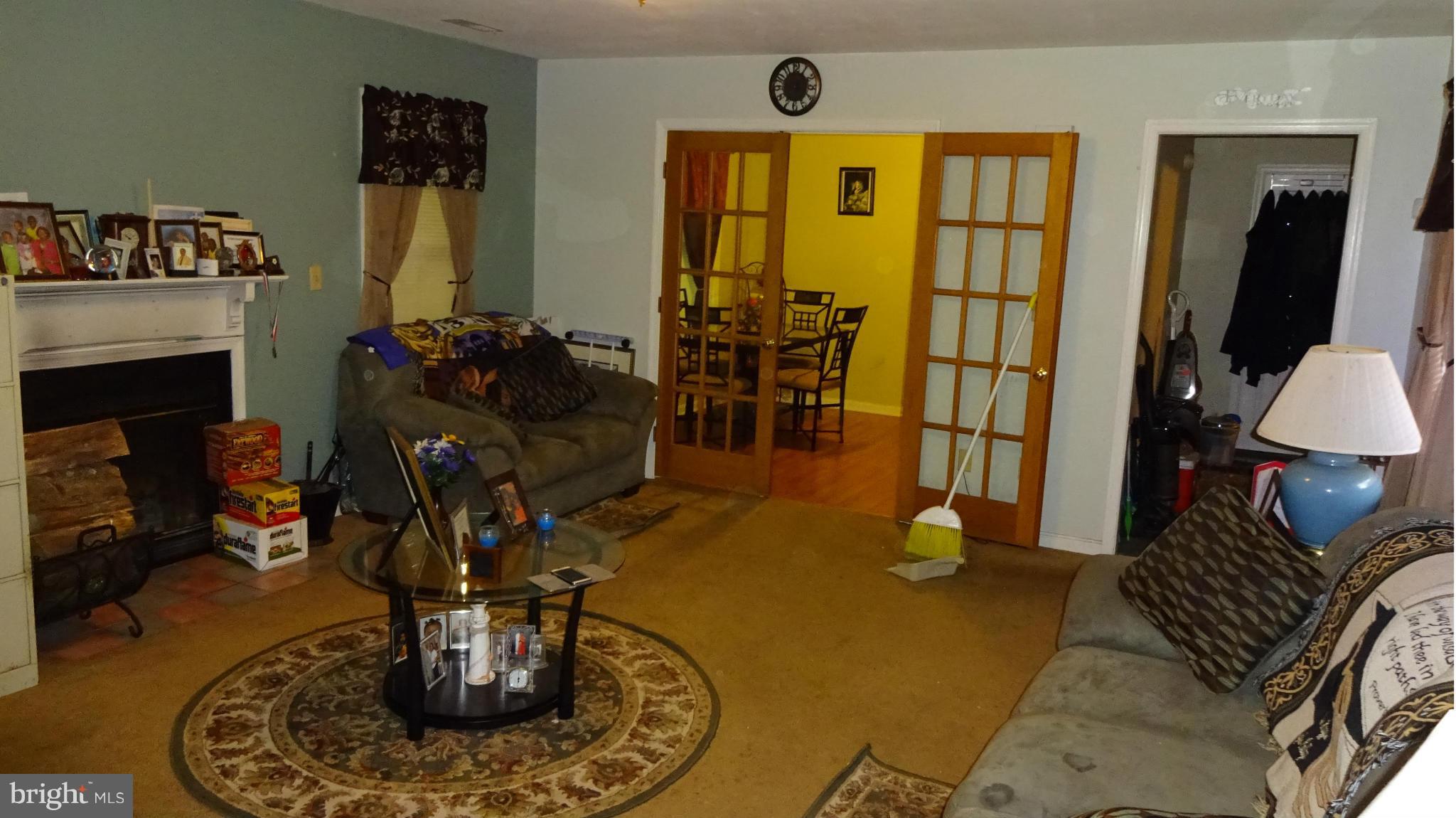 ROBBINS ESTATES - Residential