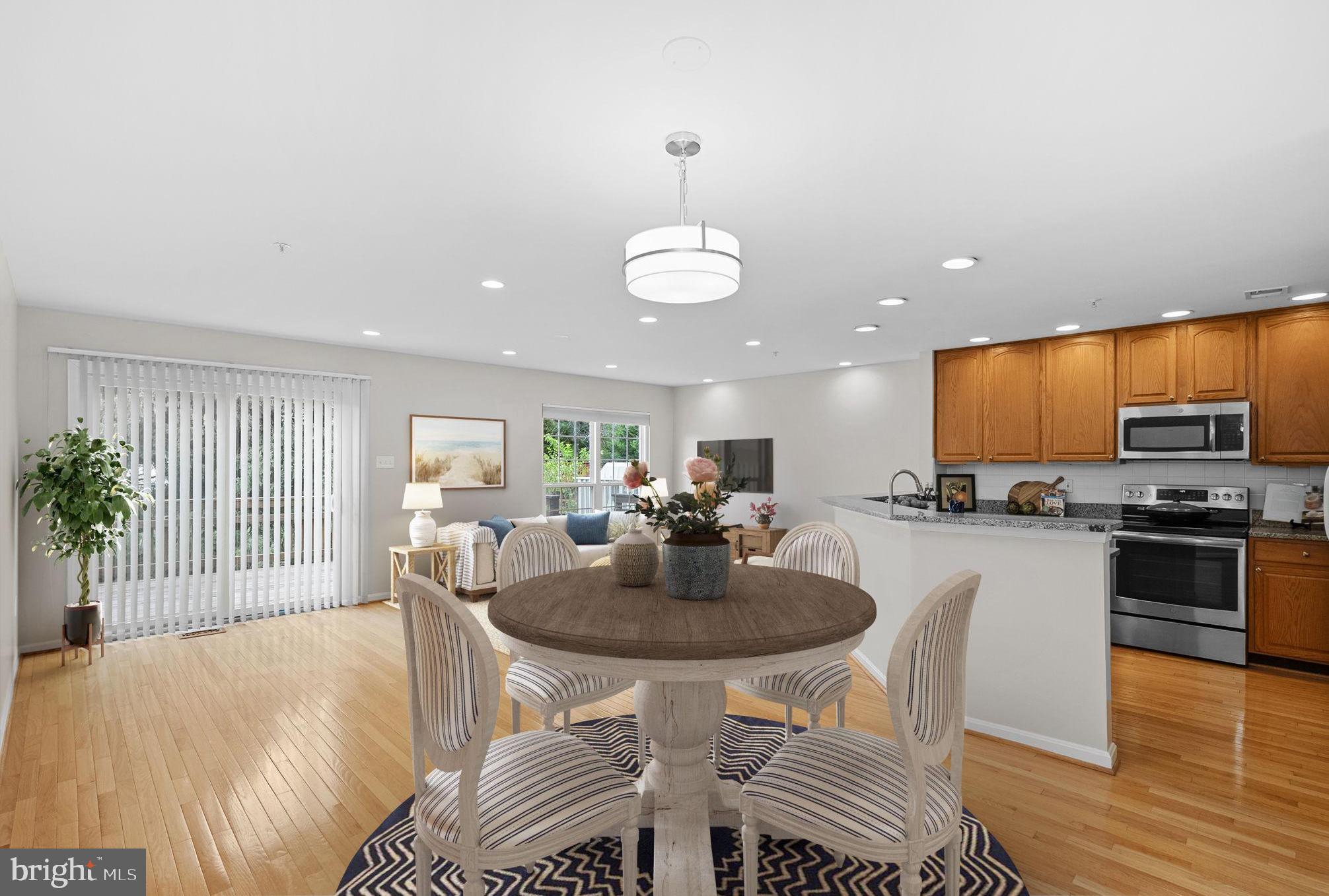 2431 EPSTEIN COURT