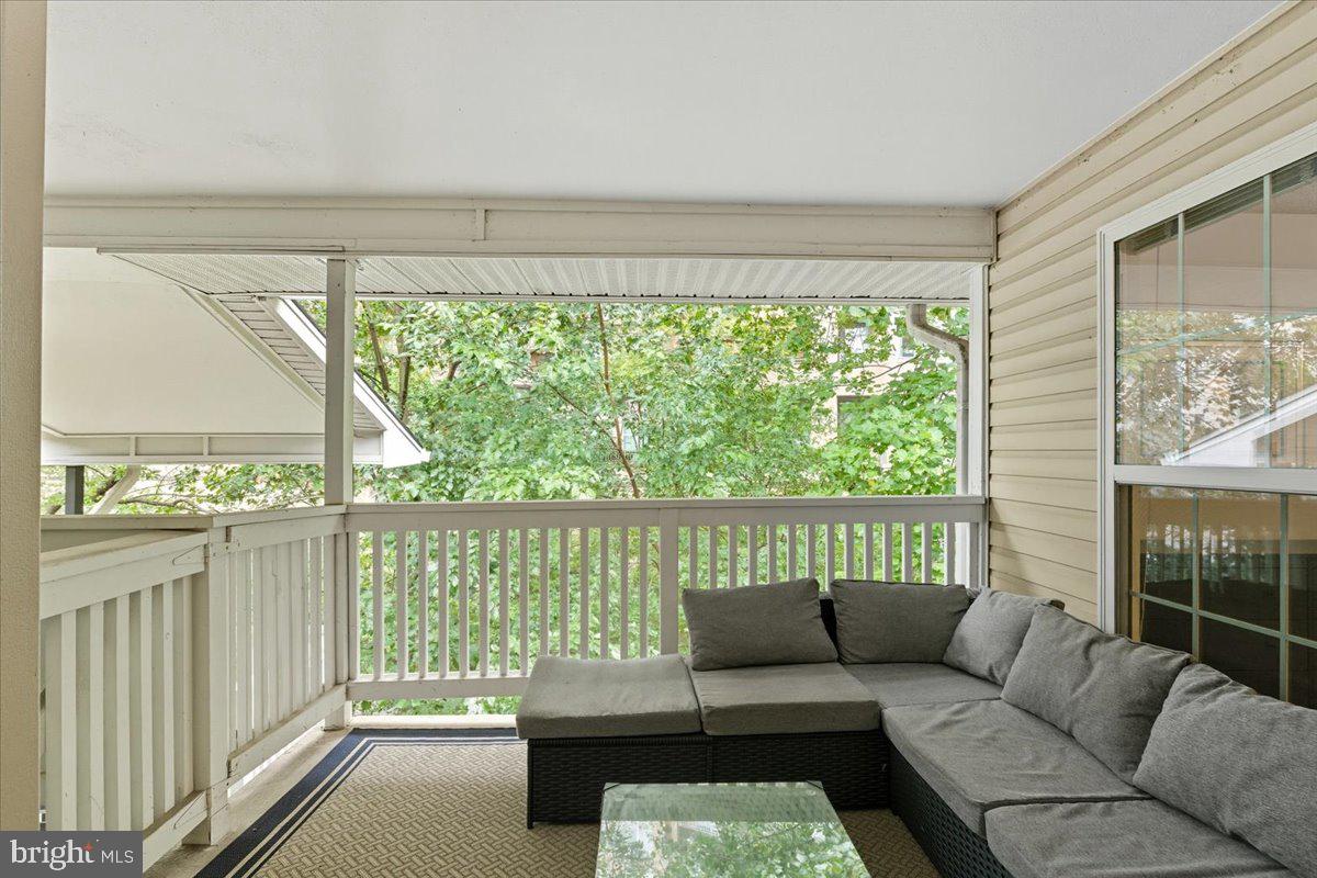 FOUNTAINS AT MCLEAN - Residential