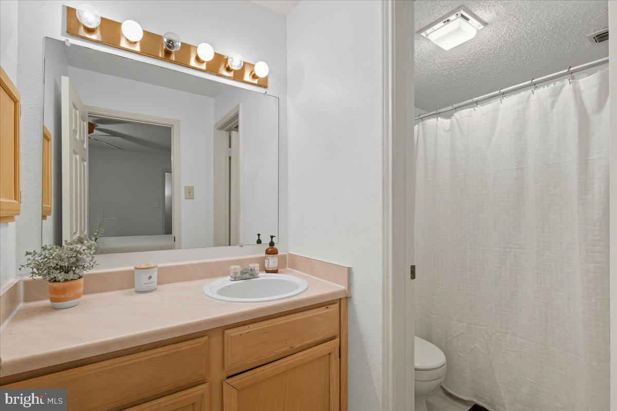 FOUNTAINS AT MCLEAN - Residential