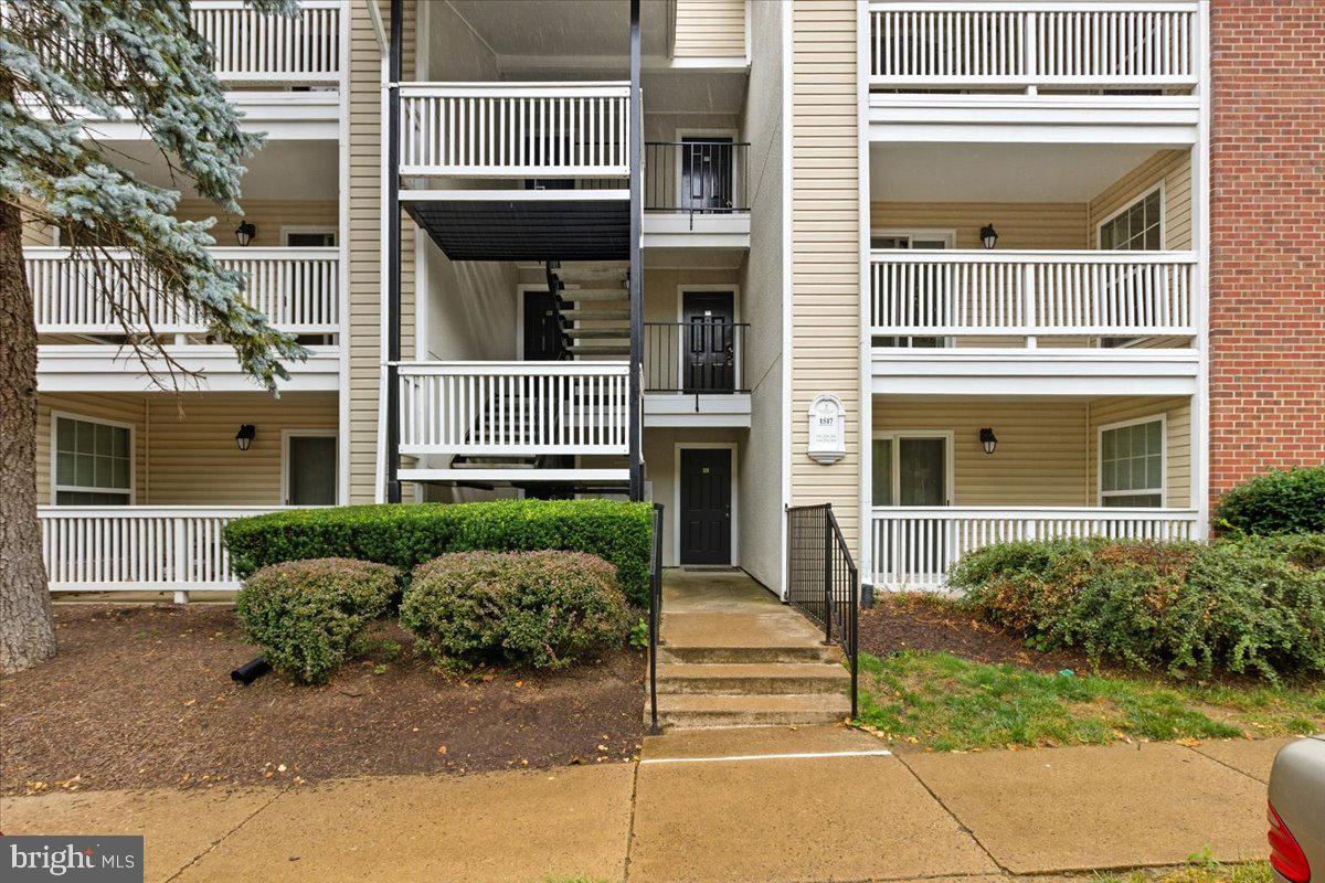 1517 LINCOLN WAY 304A