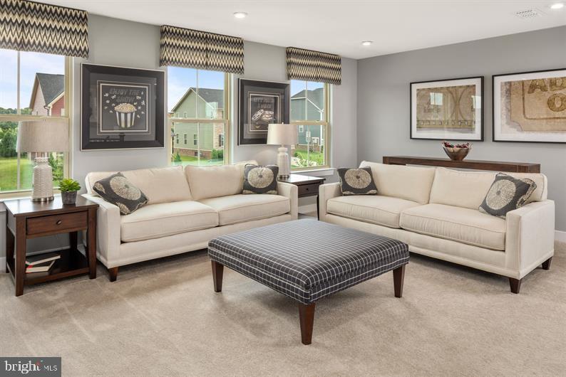 TWO RIVERS - Residential