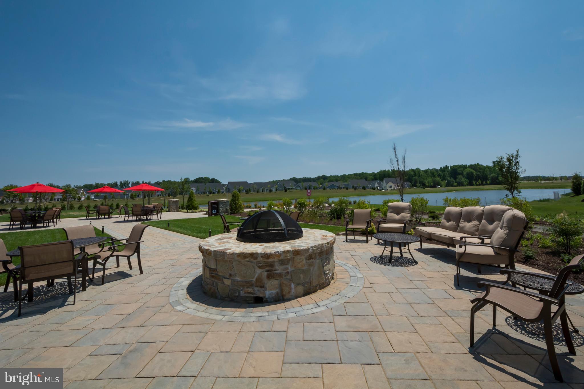 TWO RIVERS - Residential