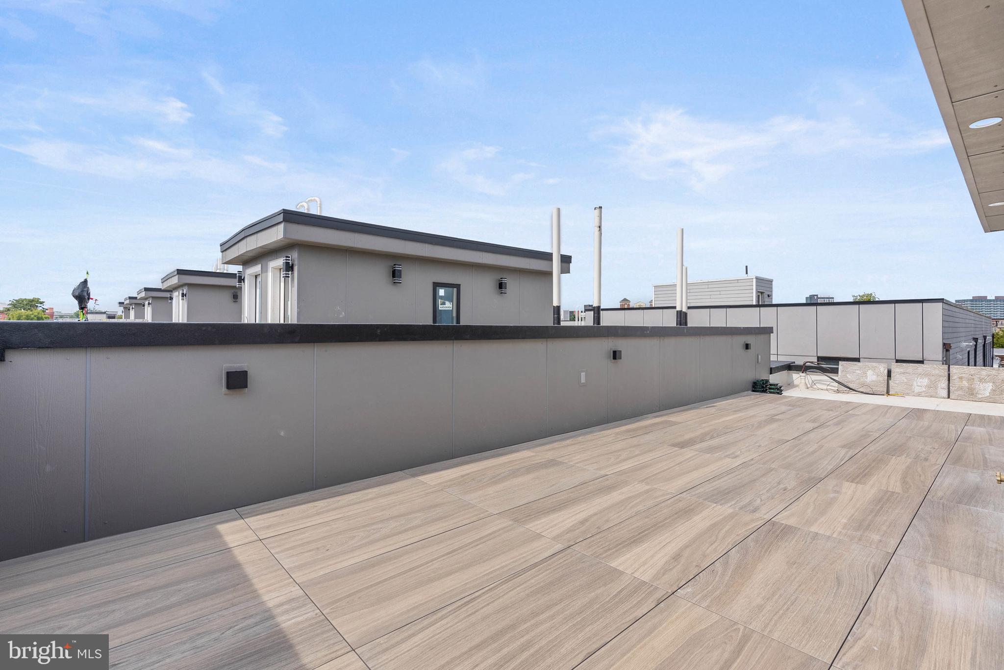 FAIRMOUNT - Residential