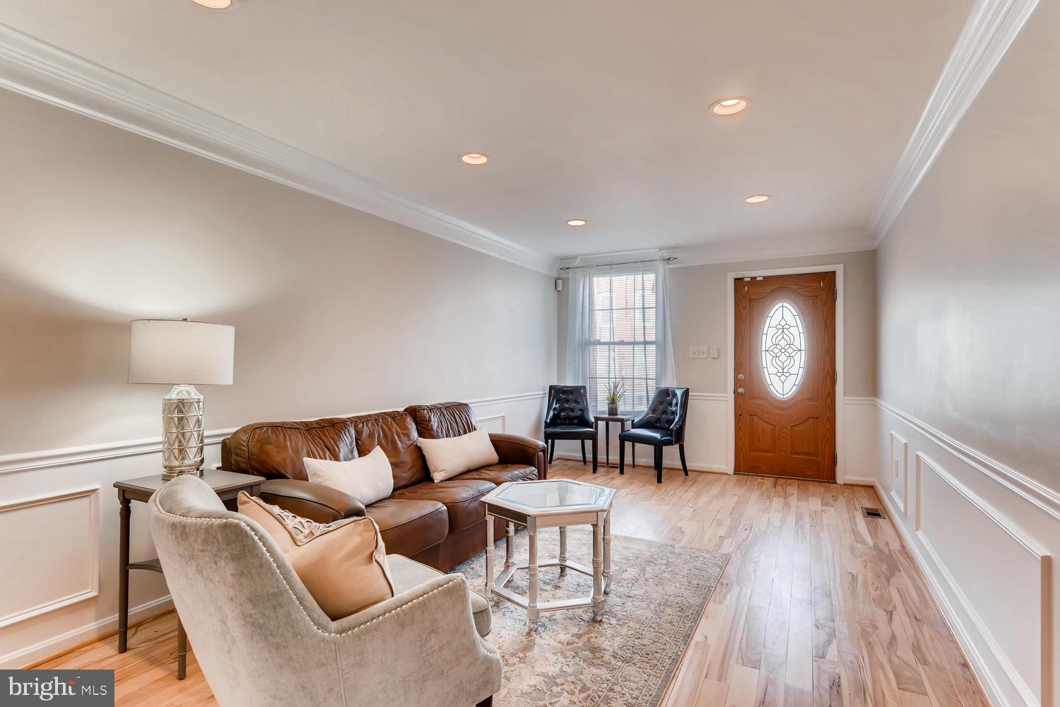 WASHINGTON VILLAGE - Residential