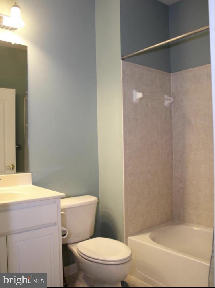 BUCKLEYS RESERVE - Residential Lease