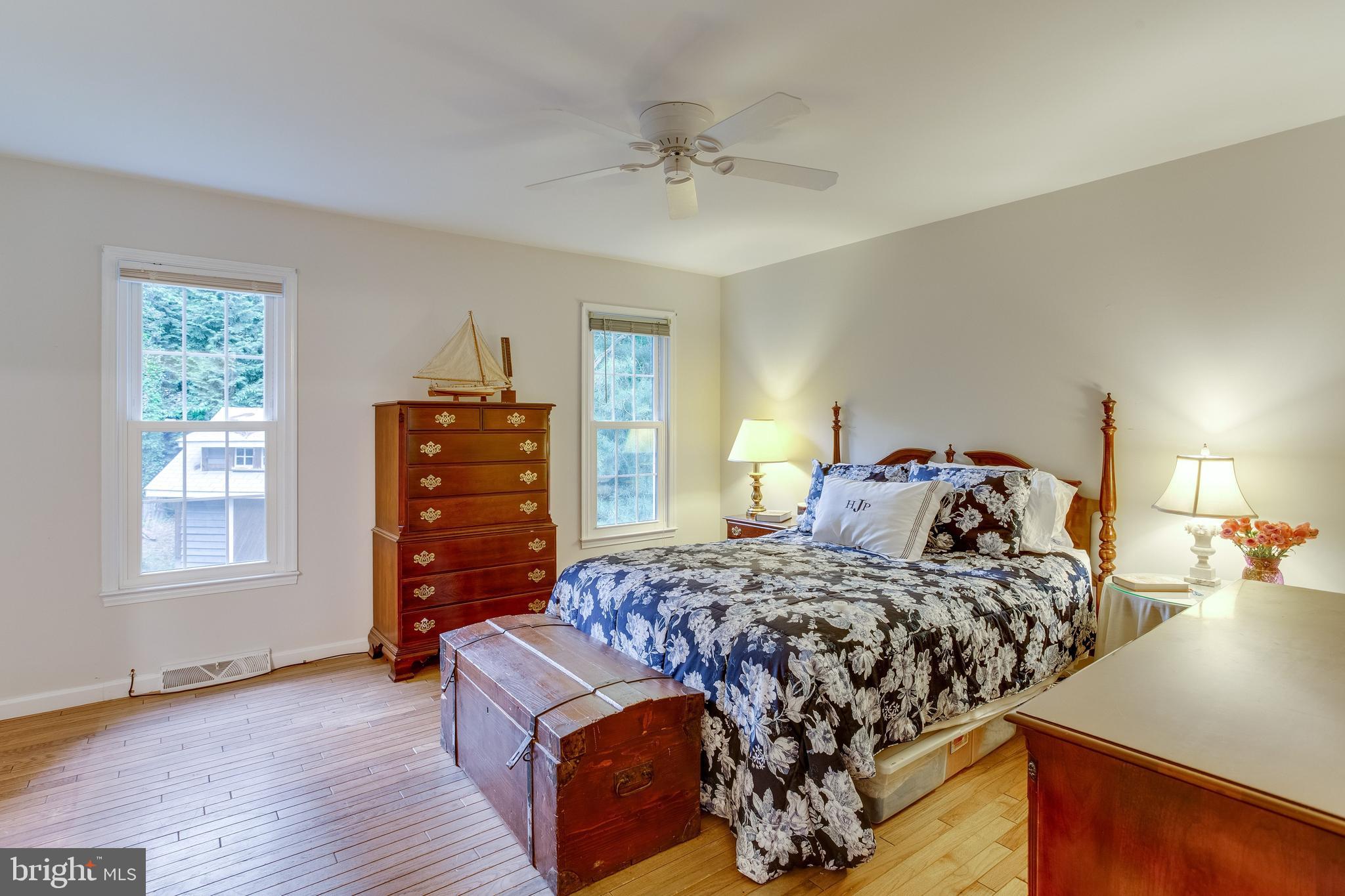 PARKSIDE - Residential