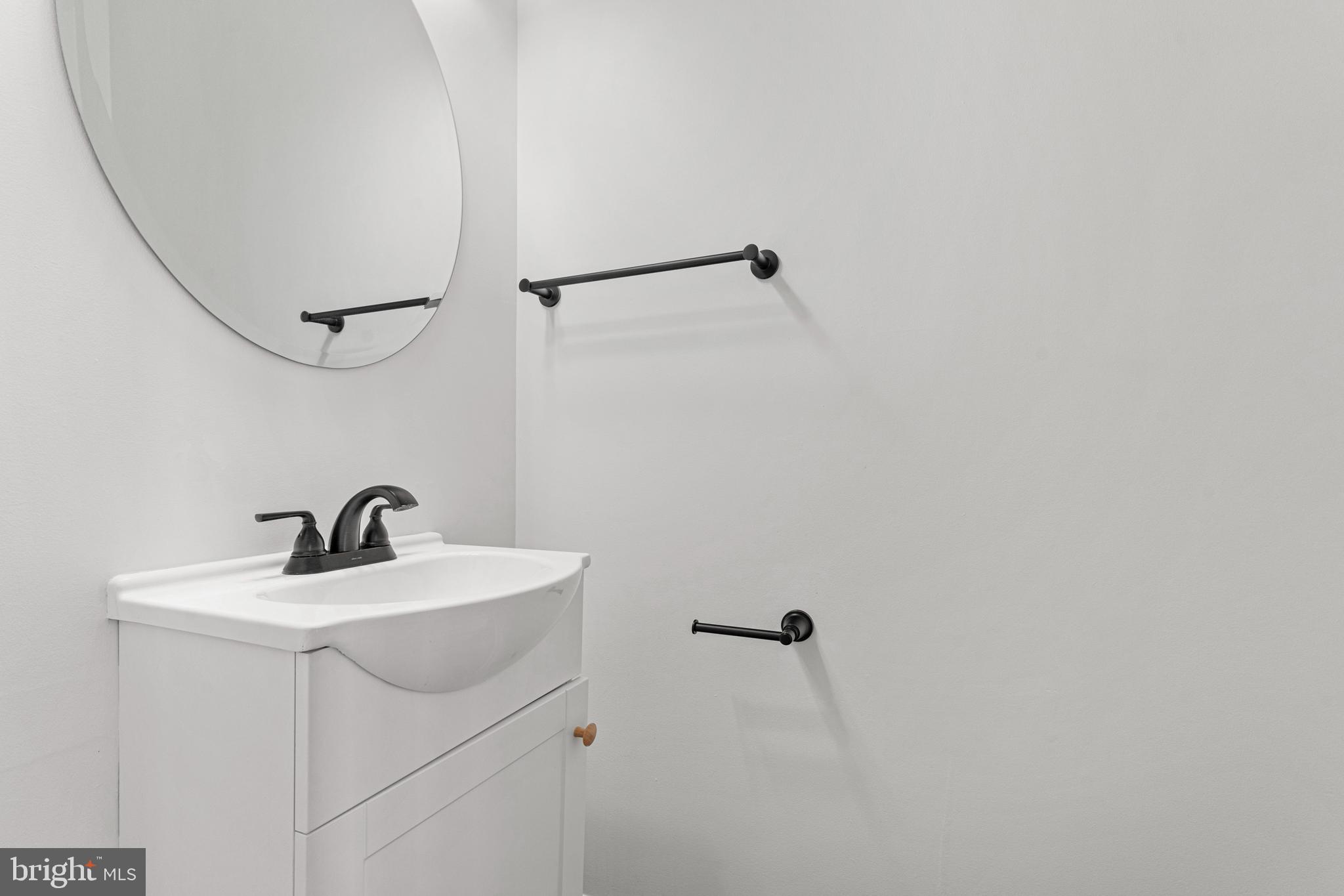 STAFFORD MEADOWS - Residential Lease