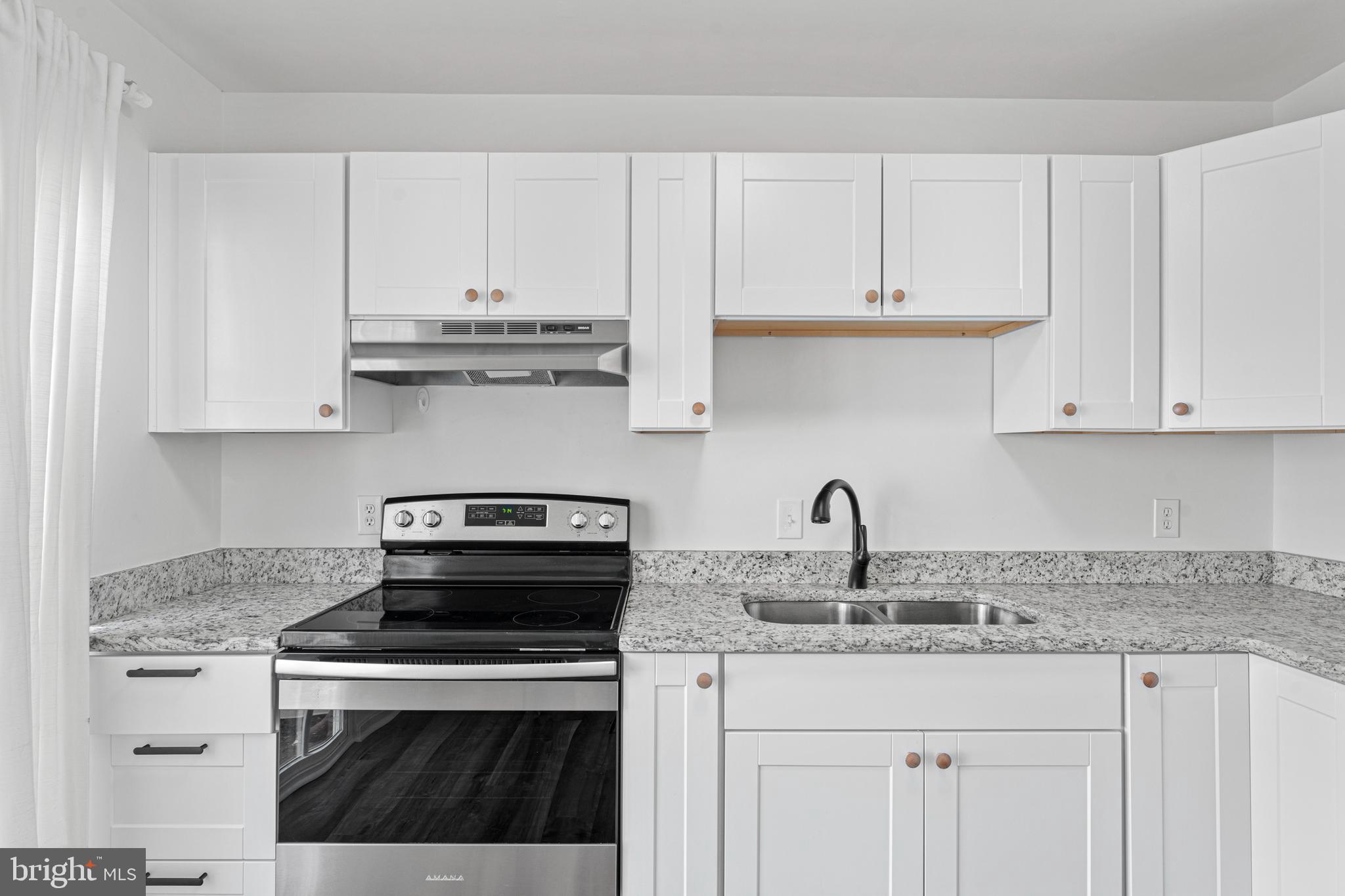 STAFFORD MEADOWS - Residential Lease