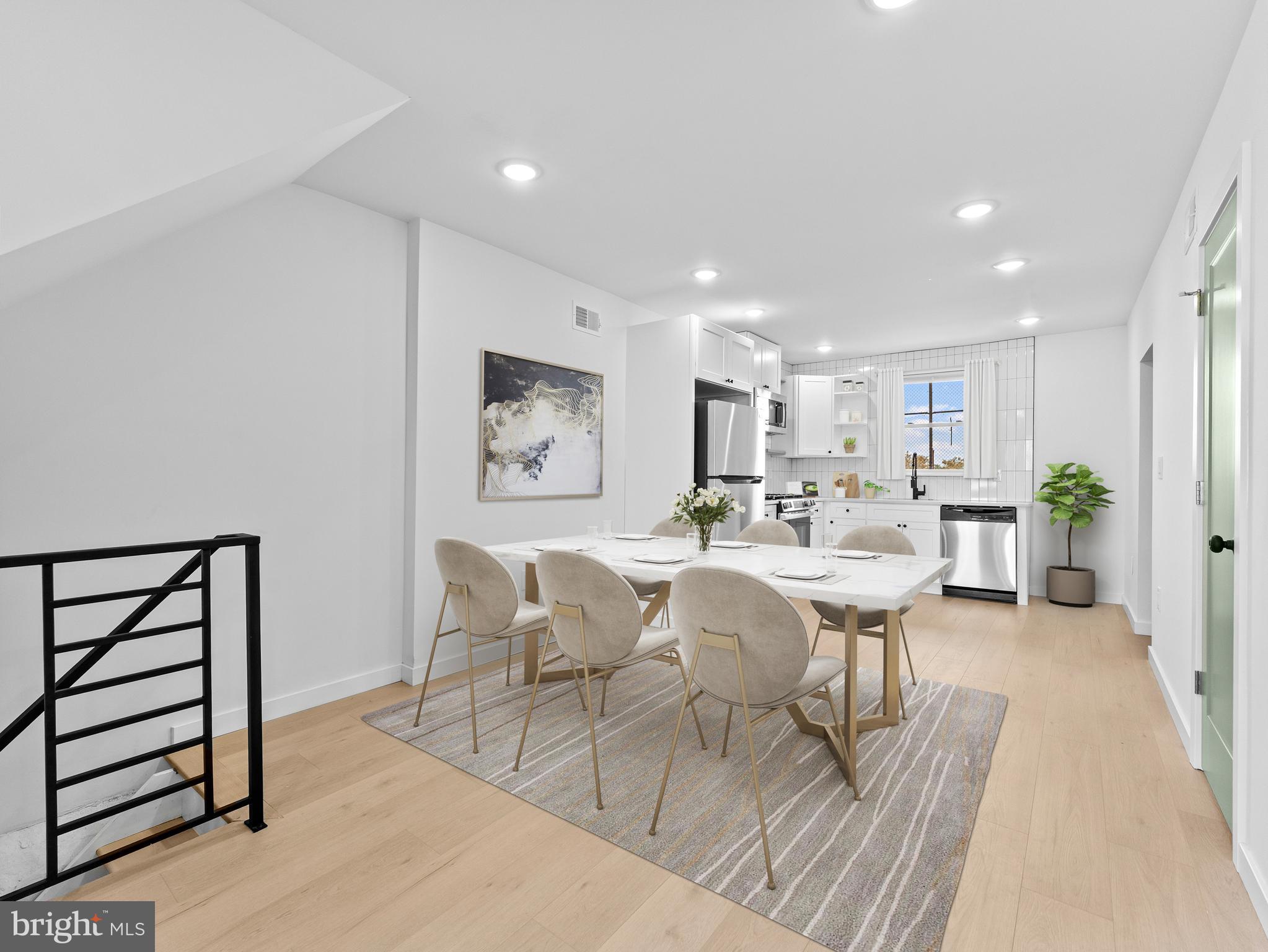 ELMWOOD PARK - Residential