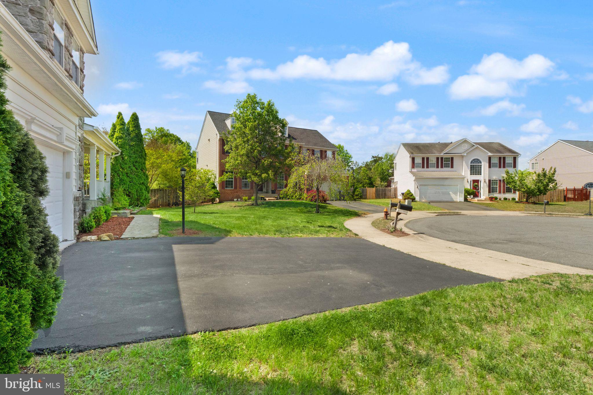 CEDAR BROOKE - Residential