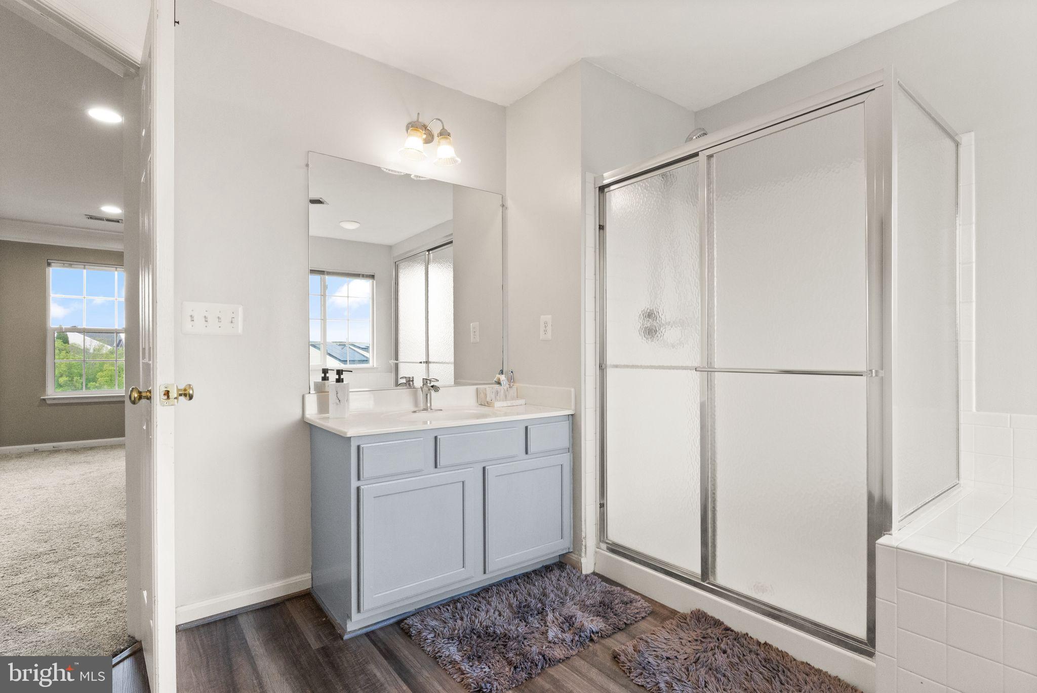 CEDAR BROOKE - Residential