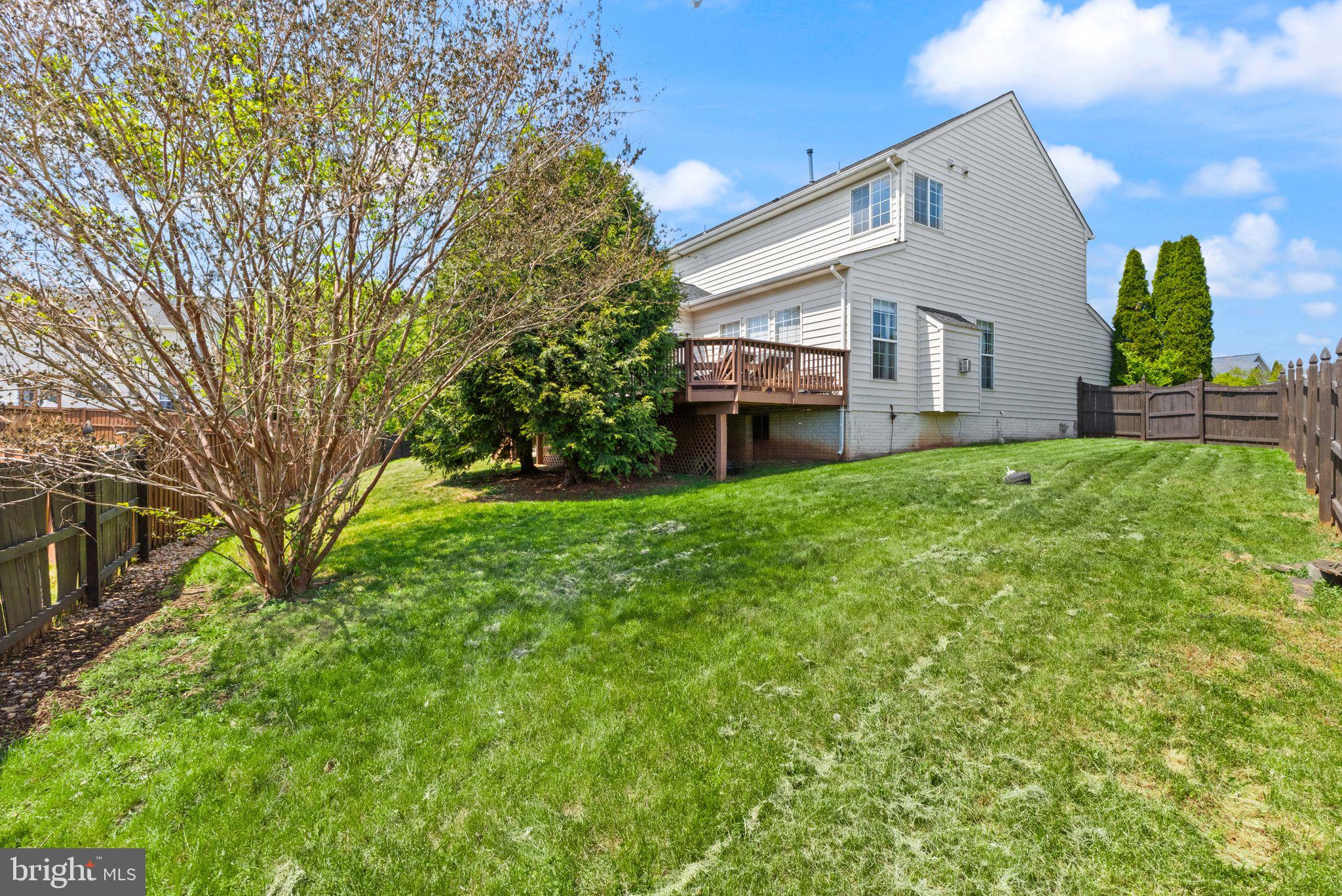 CEDAR BROOKE - Residential