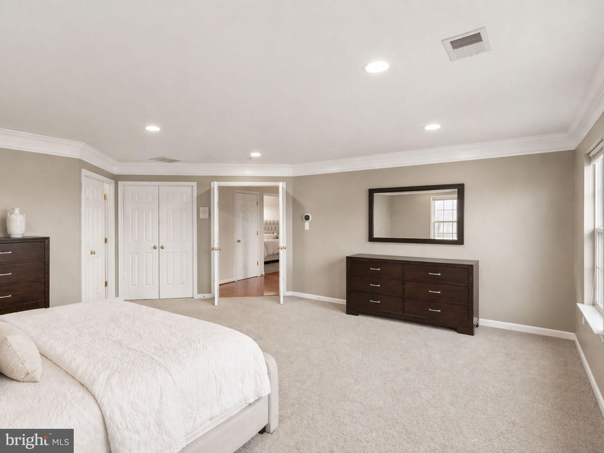 CEDAR BROOKE - Residential